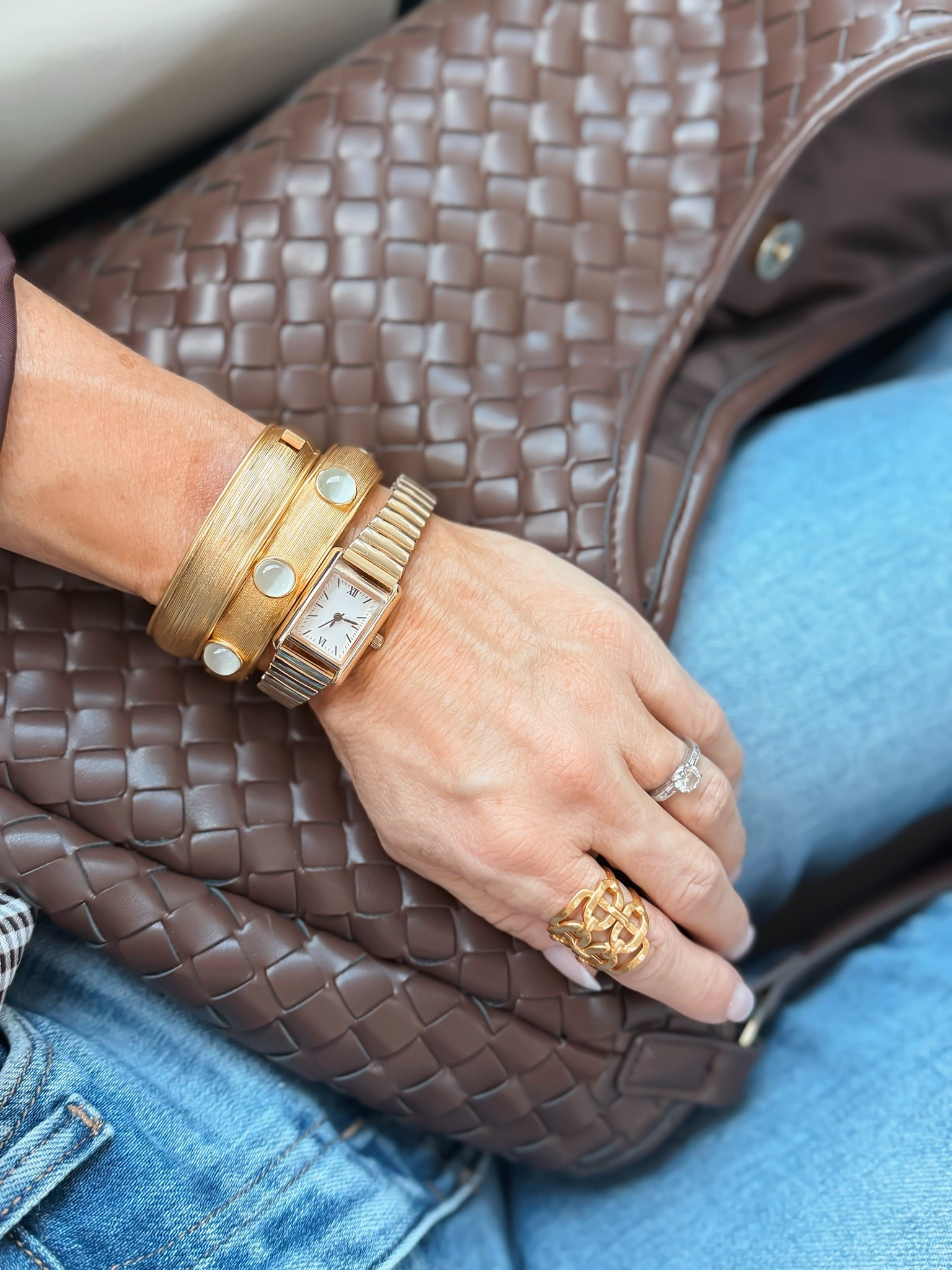 So do we still call this a “stack”? 🤭🤷🏻‍♀️ Either way, looking at it makes me happy. ☺️

Fall outfits women, fall jewelry, fall accessories, date night outfits, Julie Vos, gold bangle bracelets, cuff bracelet

#LTKOver40 #LTKgrwm #LTKootd