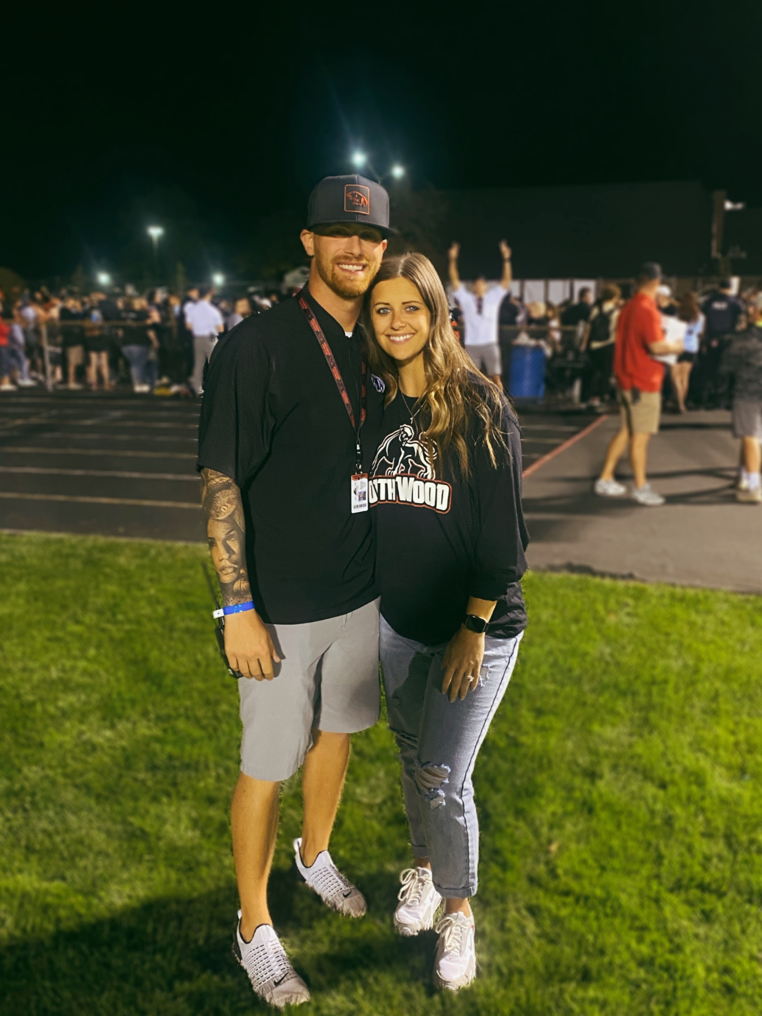 Friday Night Lights! 30 weeks casual outfit

#LTKbump #LTKfitness #LTKfindsunder100