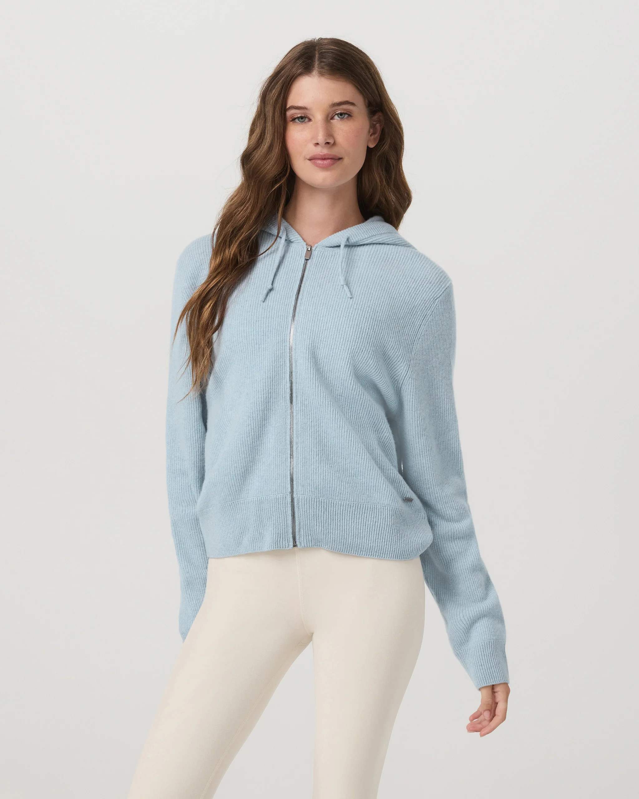 Émilie Cashmere Hoodie | Women's Bluebell Zip | Vuori | Vuori Clothing (US & Canada)