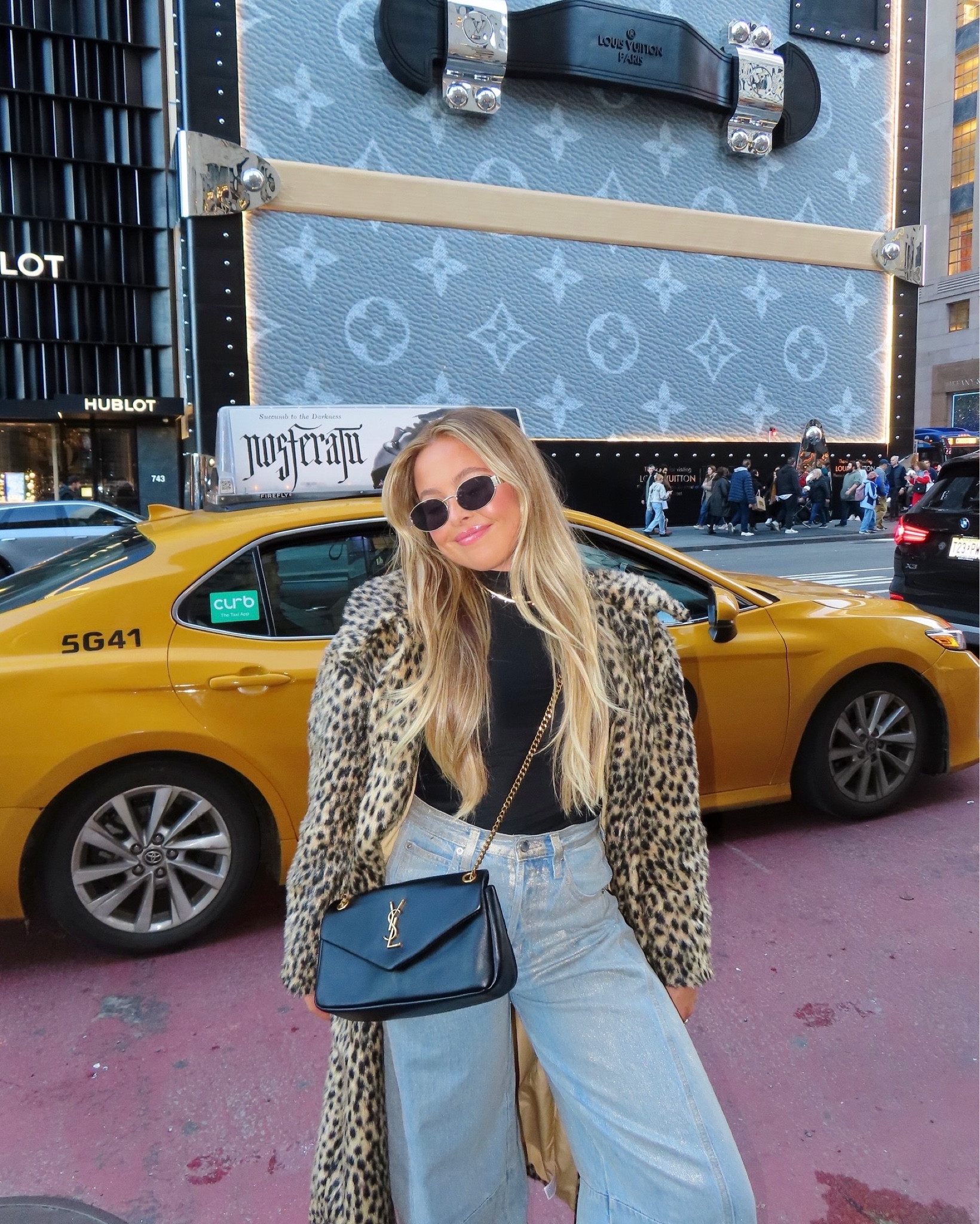 NYC day one fit 🗽 I’m wearing a small in the coat & size 2 in the jeans! All from Target!! 

#LTKStyleTip #LTKFindsUnder100 #LTKHoliday