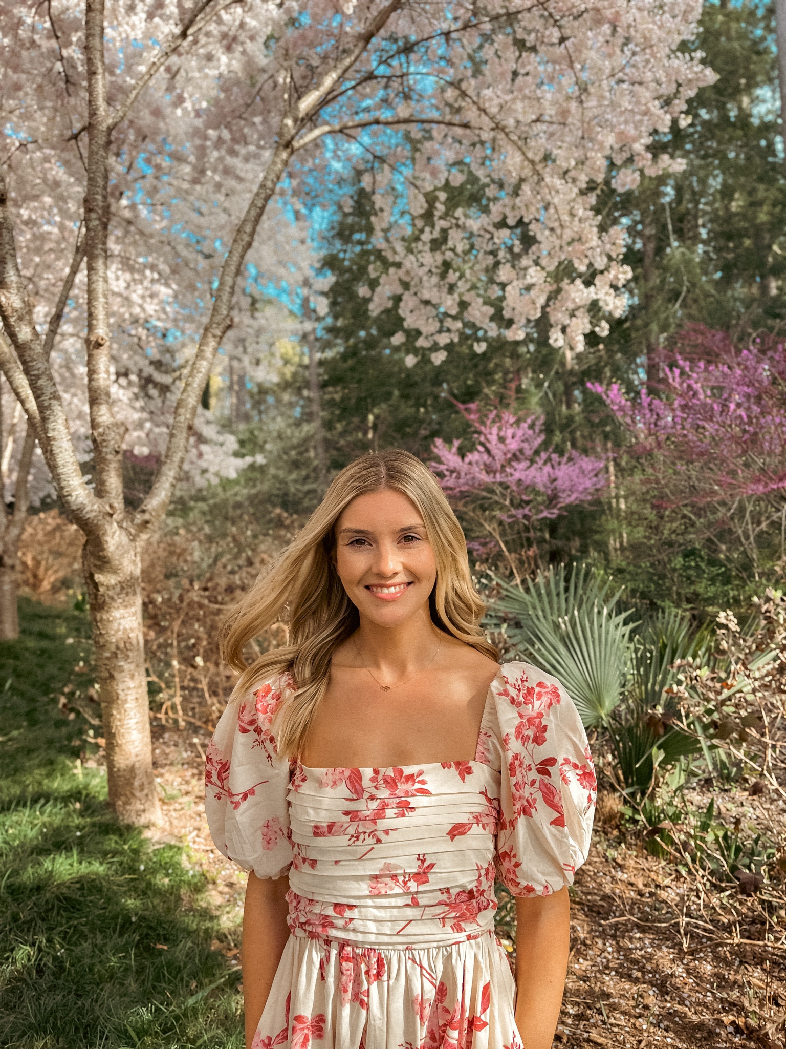 True to size midi spring dress

Engagement photoshoot session summer dress engagement party wedding guest dress family photos