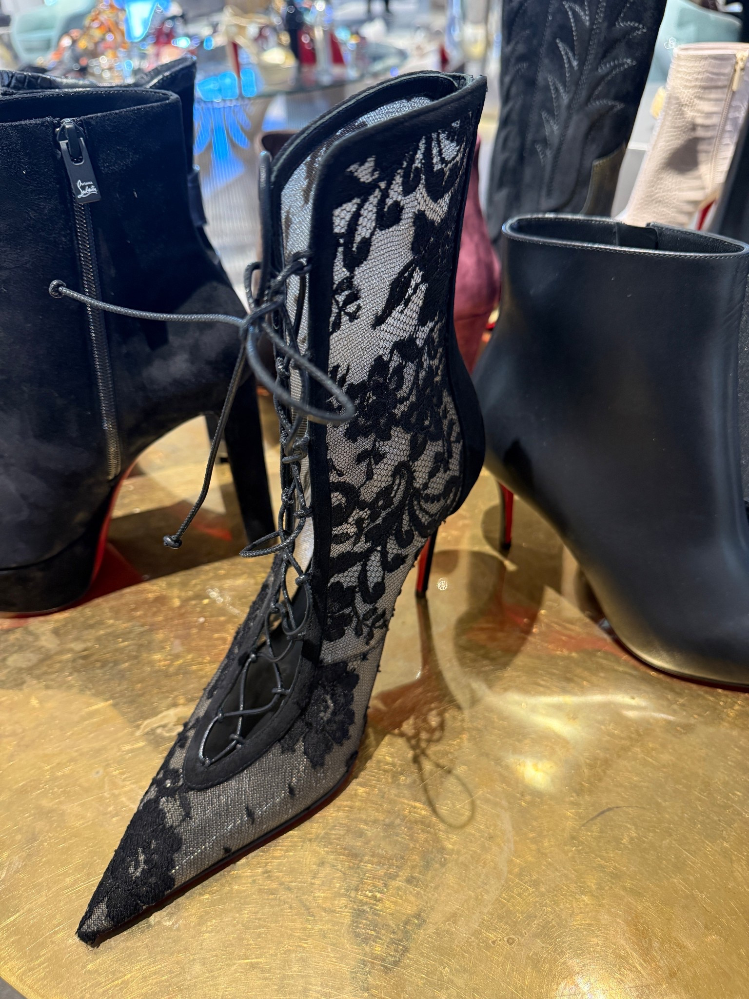 Get ready to be sick of me wearing these 🖤 #christianlouboutin 

#LTKOver40 #LTKShoeCrush #LTKStyleTip