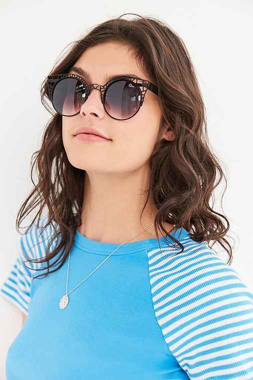 Quay Fleur Round Cat-Eye Sunglasses,BLACK,ONE SIZE | Urban Outfitters US