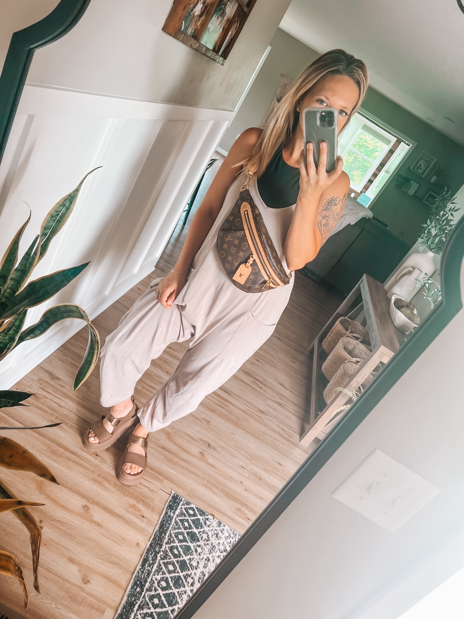 OOTD - casual and comfy 
My everyday fit 🫶🏼✨

#LTKActive #LTKFindsUnder50 #LTKFindsUnder100