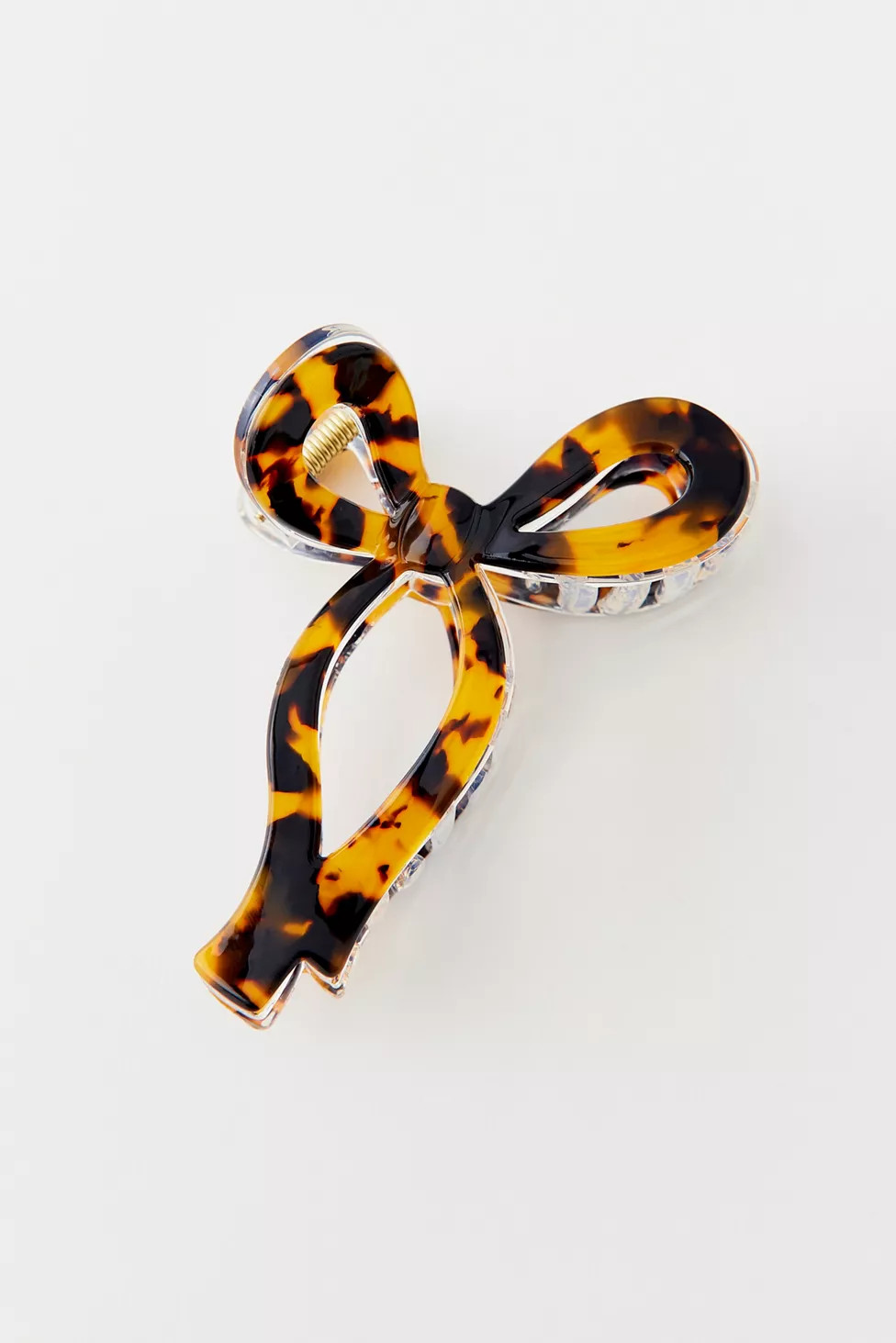 Resin Draped Bow Claw Clip | Urban Outfitters (US and RoW)