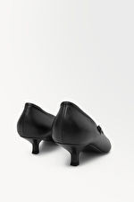 THE SPHERE POINT-TOE PUMPS | COS (EU)