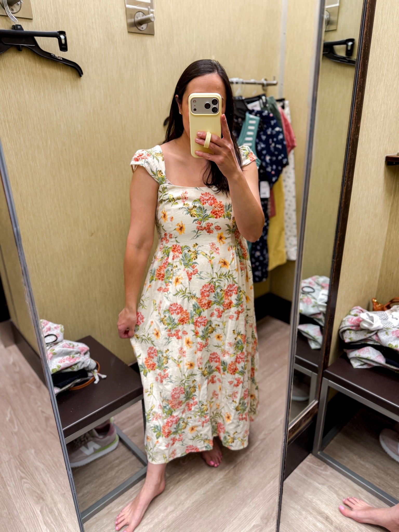 Kohls dress
Size smalll

#LTKmomlife #LTKWorkwear #LTKSaleAlert
