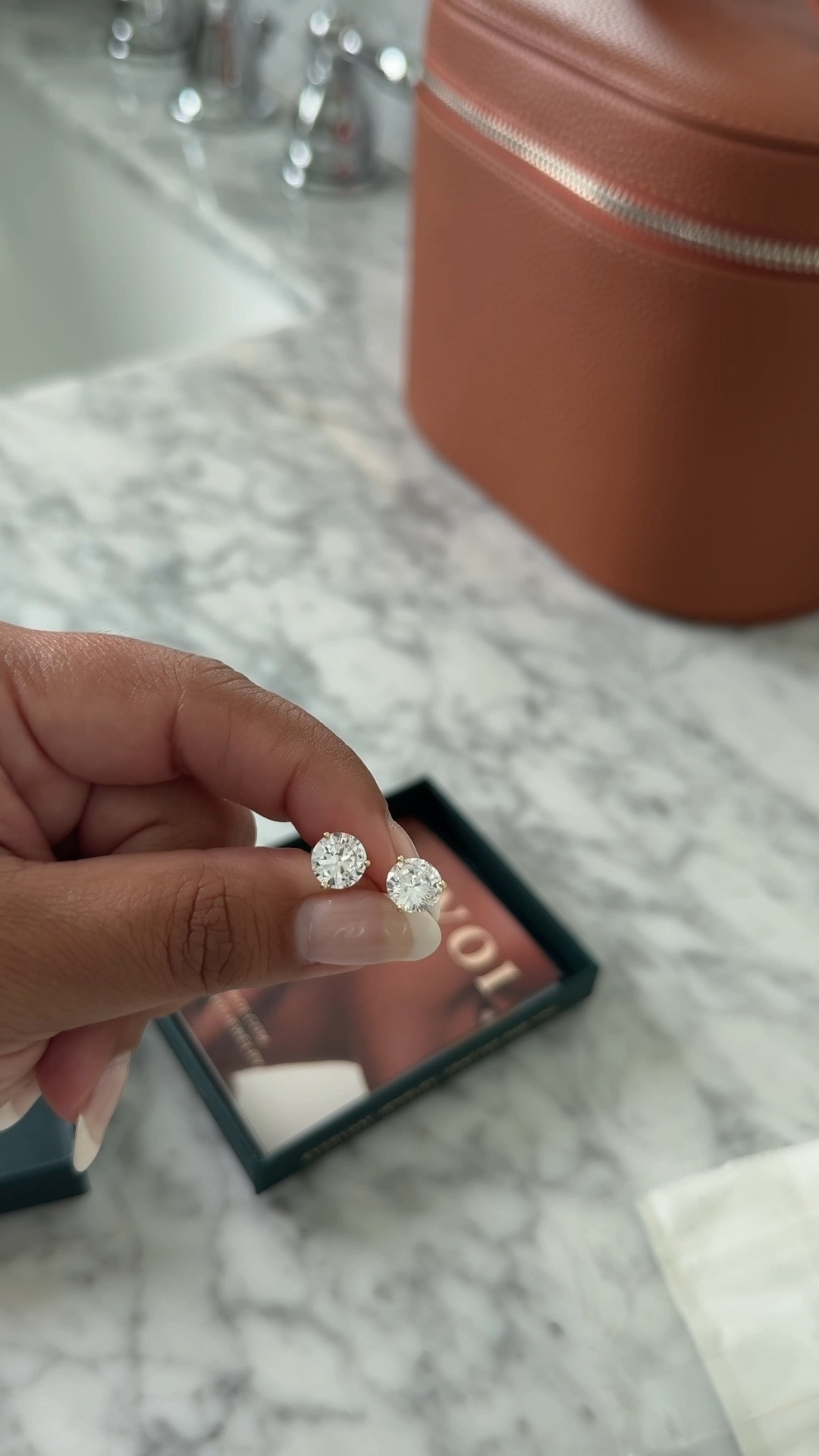 My absolute favorite earrings from Amazon that I have ordered six times are these Pavo gold plated cubic cornea, stud, earrings that are under $14 because I am always losing mine!

#Earrings #Jewelry #AmazonFind #Amazon #Studs #LookForLess #AffordableJewelry #SaveOrSplurge #DesignerInspired #DiamondEarrings