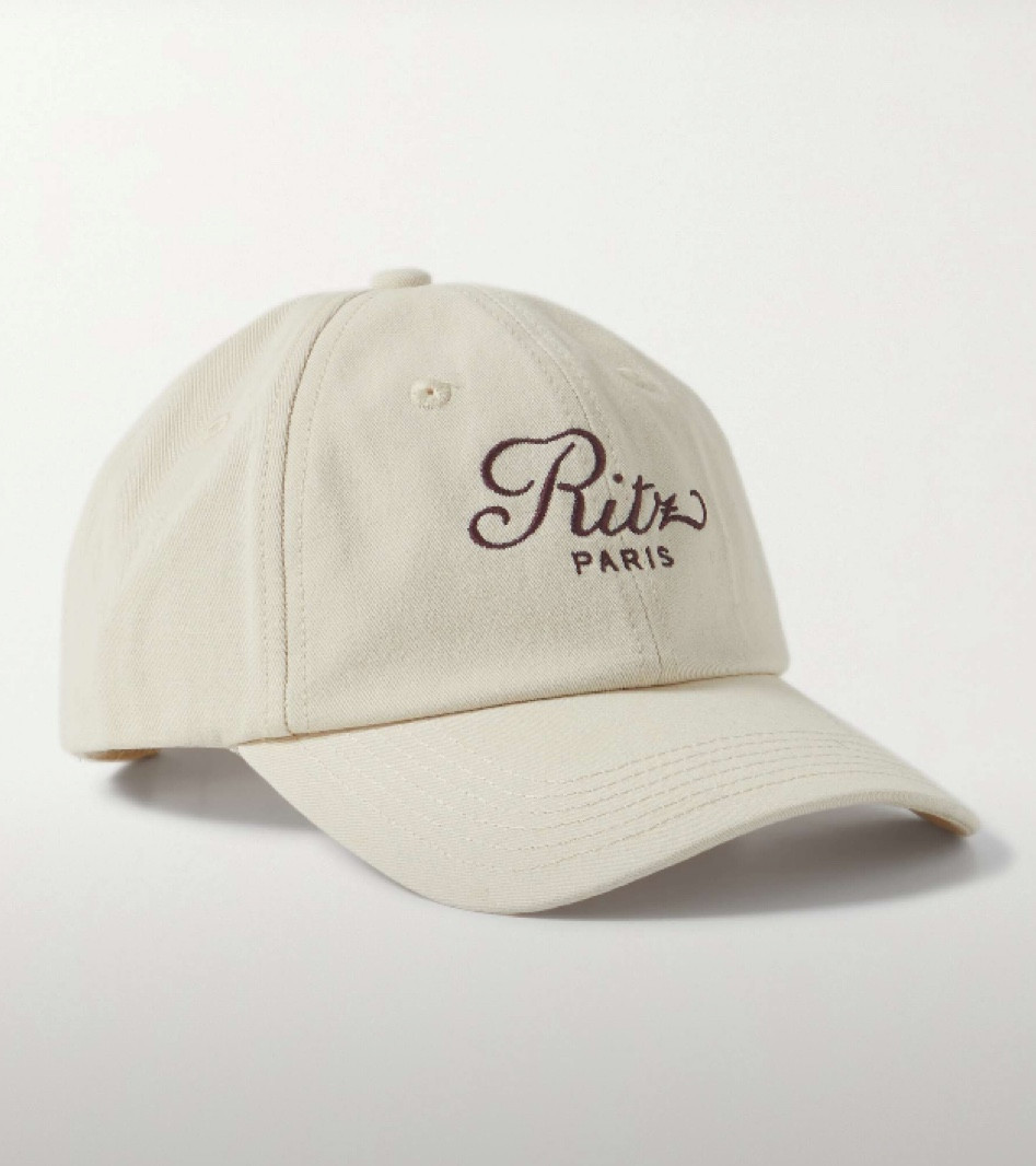 New hat alert 🖤 So chic! 

#LTKstyletip #LTKGiftGuide