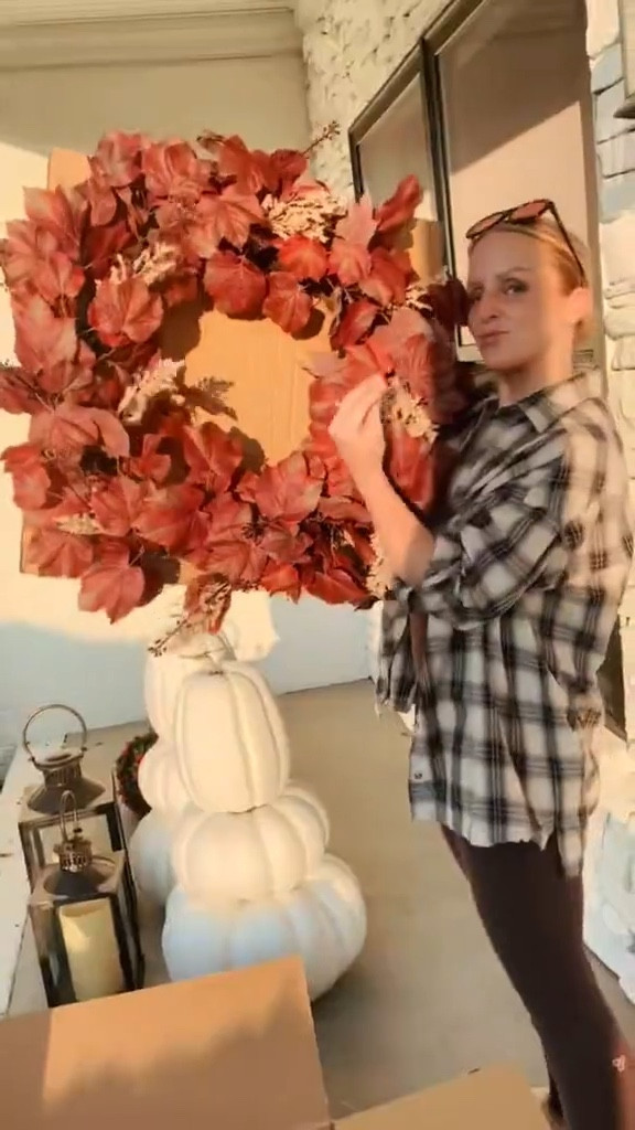 Fall wreath!! Must have! 

Also linking all my other fall favorite items!! 

Make sure to follow me @sarahelizabethray for more home & style ideas!! 


Fall, fall porch, decor, interior design, family, ltk, McGee & co, target, pottery barn

#LTKHome #LTKSaleAlert #LTKSeasonal