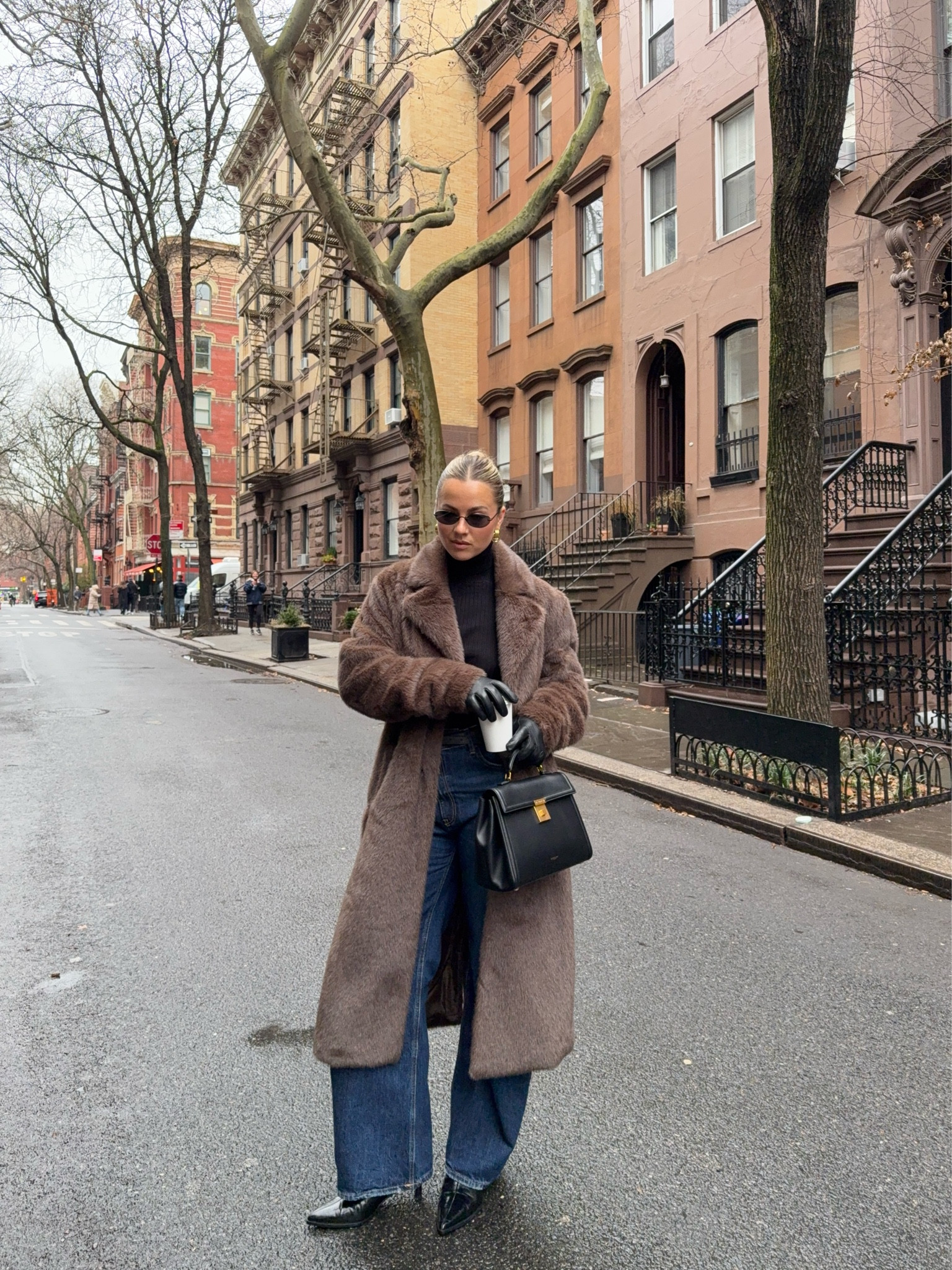 one of my fav costs! Super affordable but looks expensive 

#LTKSeasonal #LTKStyleTip