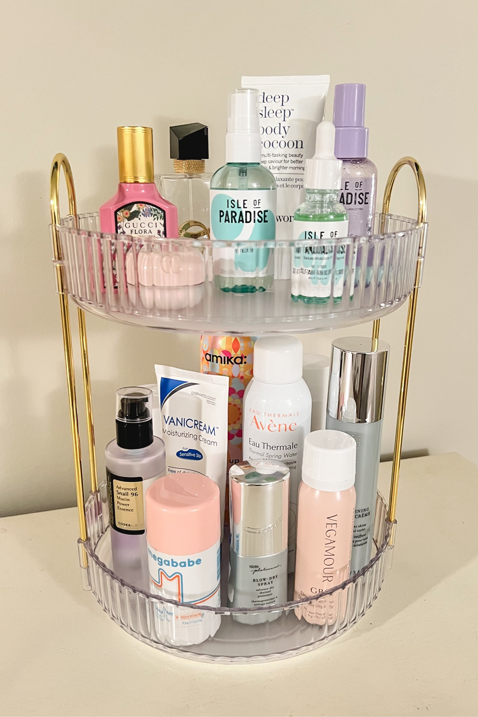 Rotating Cosmetic Organizer from Amazon 🩷 

#cosmeticorganizer #beautyfinds #bathroom #bathroomorganizer #beauty #amazon #founditonamazon #amazonfavorites #amazonfinds #homeorganization 

#LTKbeauty #LTKhome #LTKfindsunder50