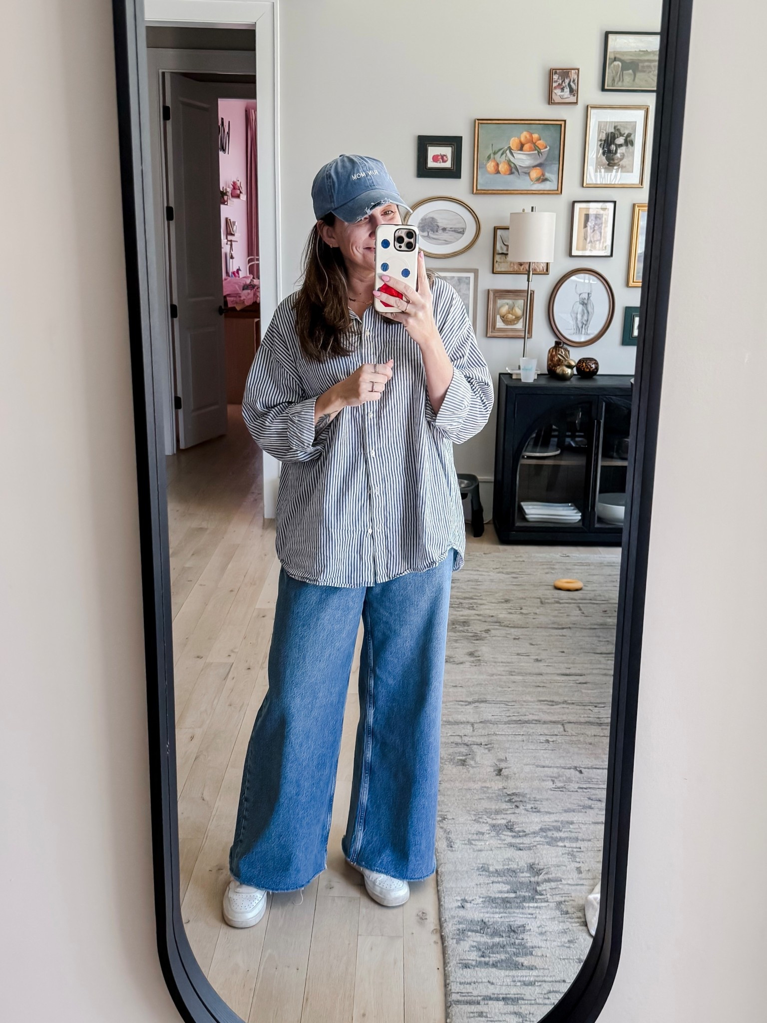 Real life ootd to stroll the aisles of TJ Maxx on a beautiful (but windy) spring day! 
Top L / Jeans 10 / Sneakers tts 

#LTKootd #LTKMidsize #LTKSaleAlert