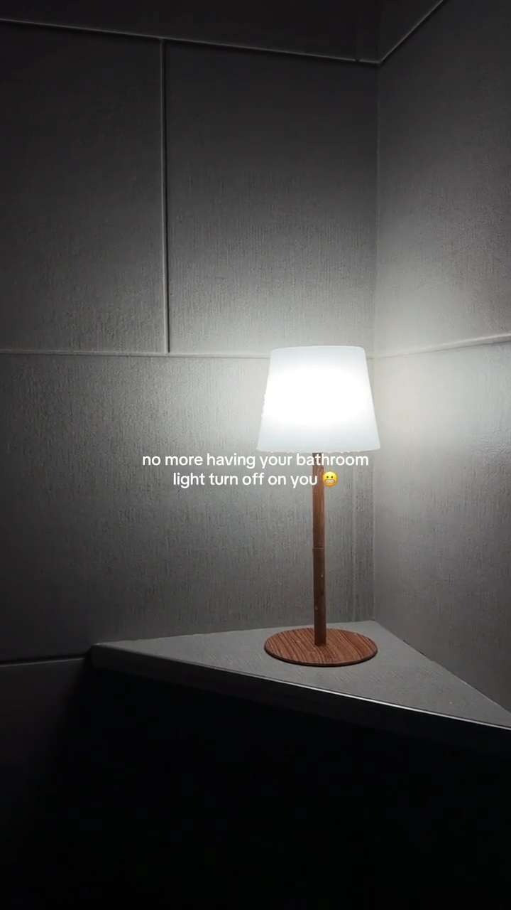 🚿 A shower lamp that keeps your bathroom lit

 

 #LTKU #LTKHome #LTKSaleAlert