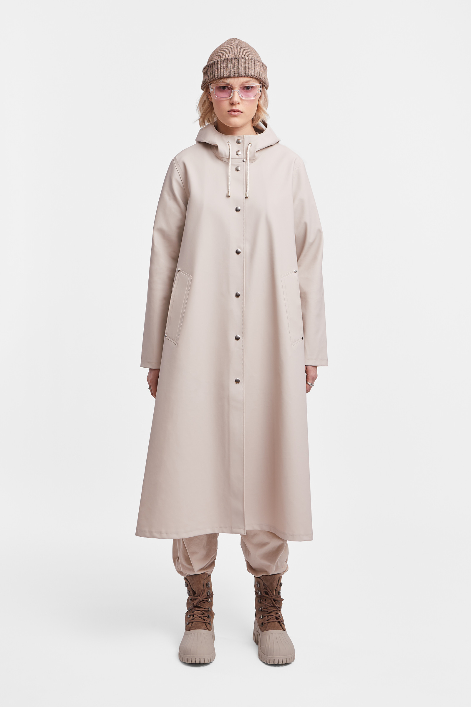 Mosebacke Long Raincoat Light Sand  | STUTTERHEIM US | Stutterheim