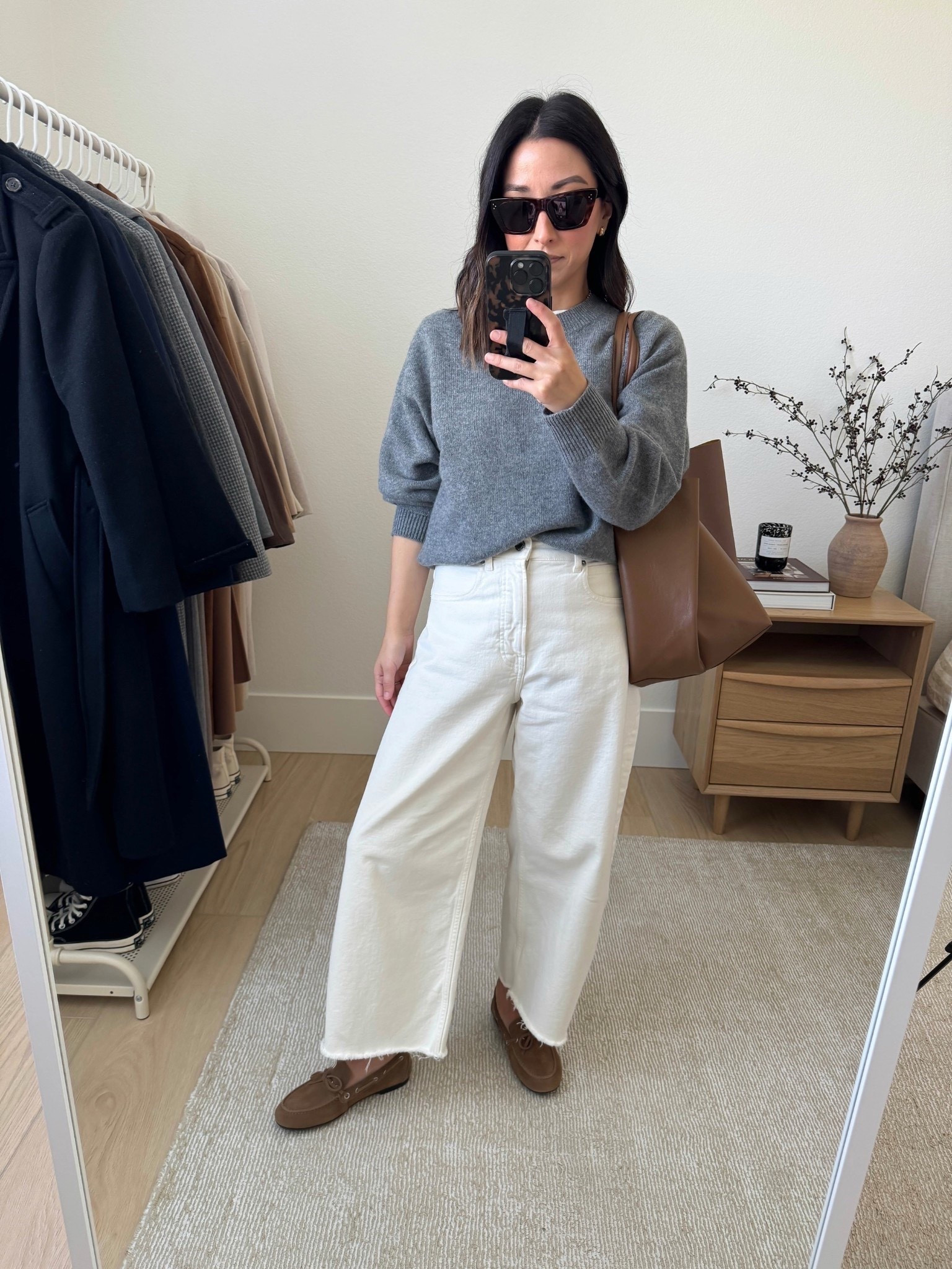 Everlane curve jeans are at the top of my list for barrel jeans. True high rise, stretch, large barrel, soft denim. I size up and cut hems. 

Aritzia cashmere sweater xs
Everlane curve jeans 26, cut hems
Everlane boat loafers 5.5
Mansur Gavriel tote
Celine sunglasses  

Fall outfits, fall style, petite style, jeans 

#LTKCyberWeek #LTKSaleAlert #LTKPetite