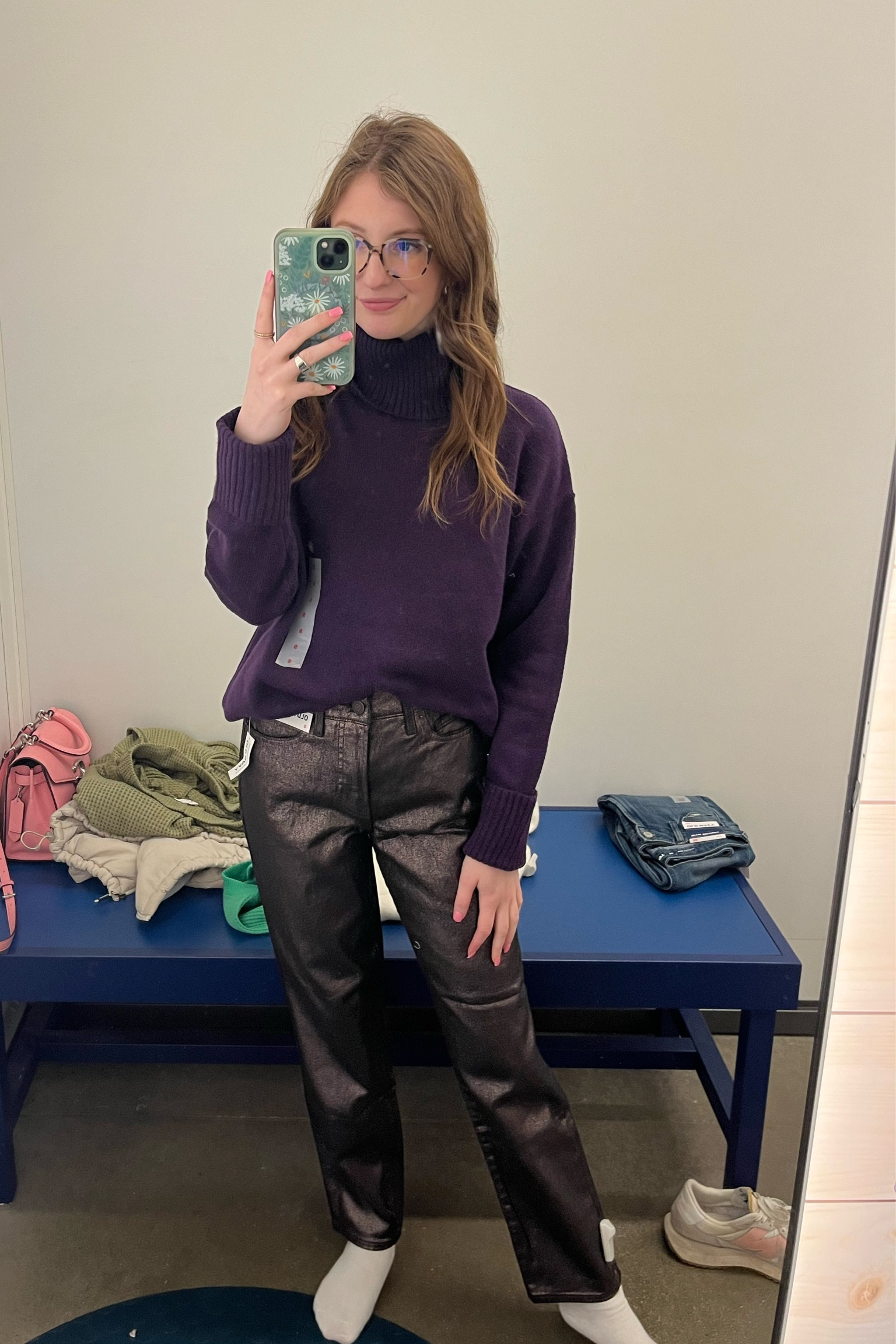 These metallic jeans are so fun for the holidays!

#LTKstyletip #LTKSeasonal