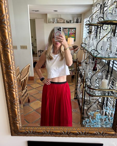 Bringing back #fashionfriday with pleated maxis and crop tops 

Linked a great dupe for my skirt!

#LTKStyleTip #LTKParties #LTKOver40