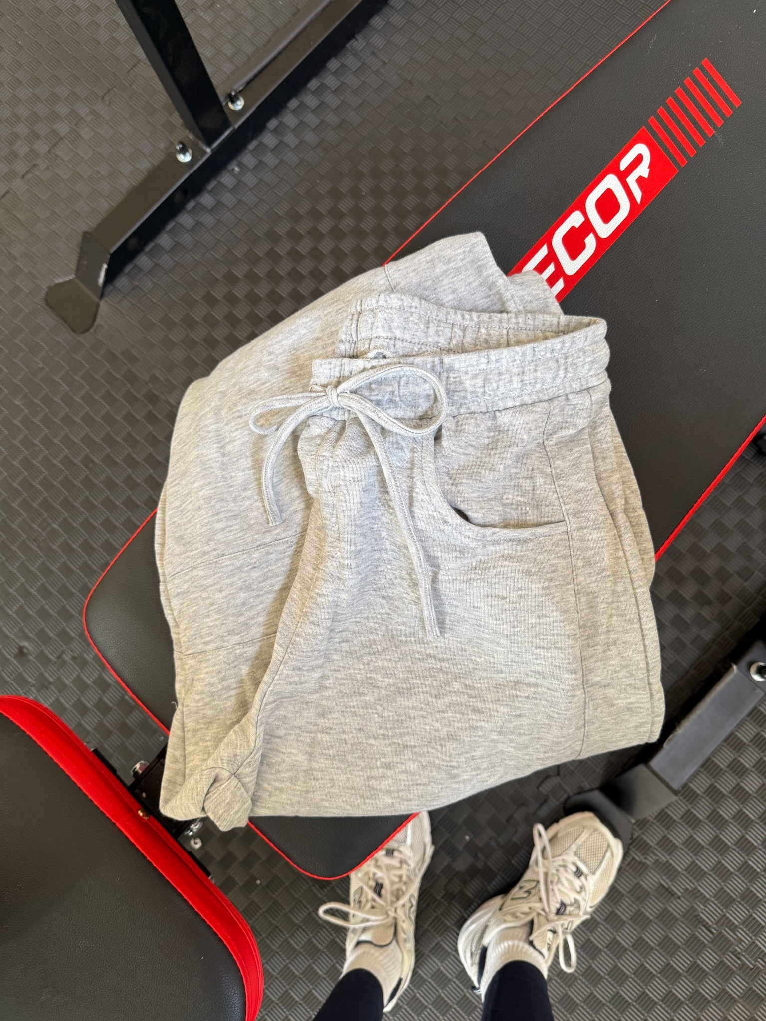 The best barrel leg sweatpants! 