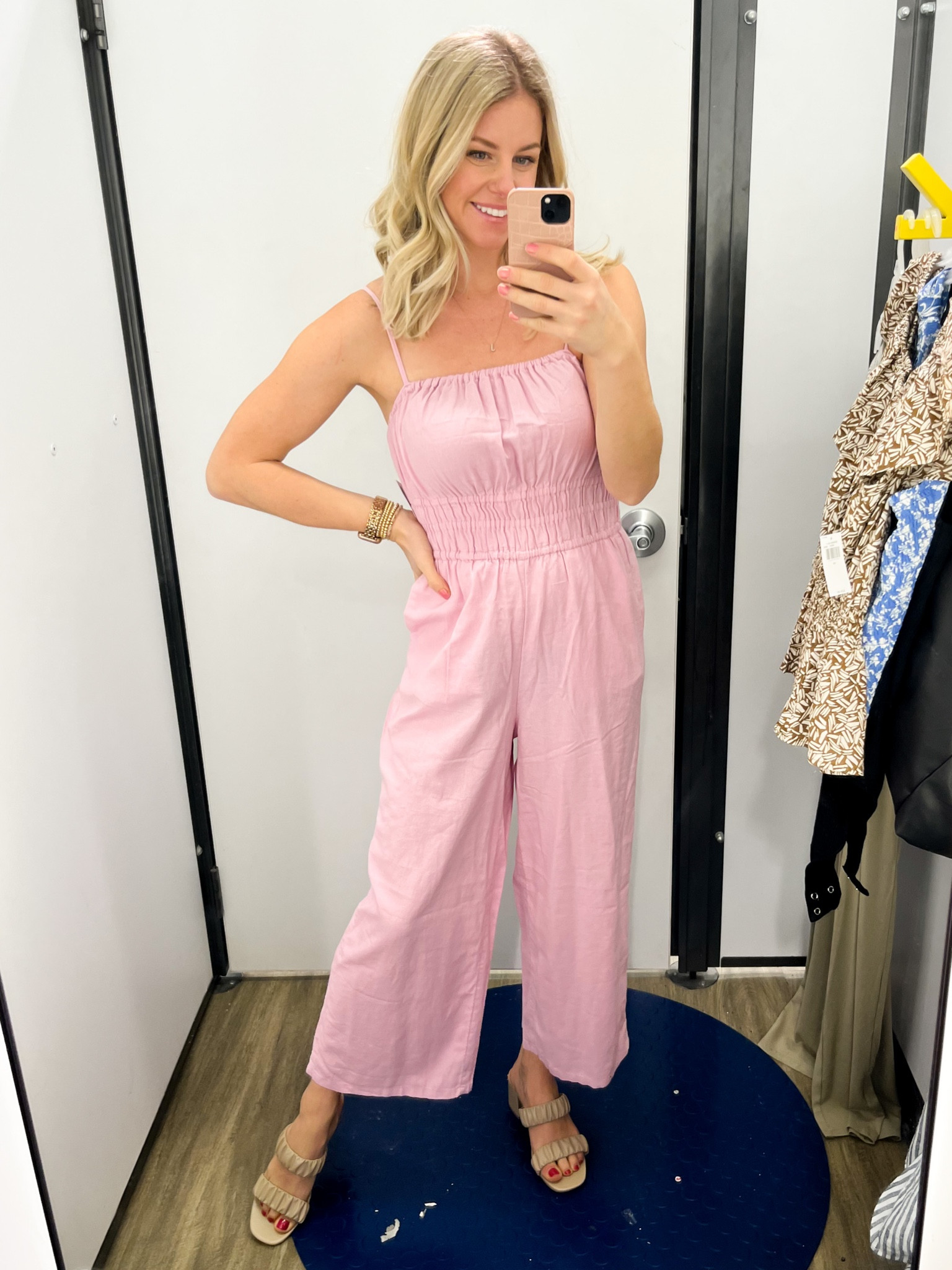 Such a cute style! On sale for $25 today only! Available in pink and black! Size XS