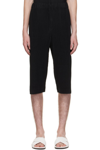 Homme Plissé Issey Miyake - Black Pleats Bottoms 2 Shorts | SSENSE