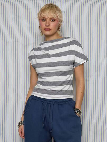 COUREZ Short Sleeve Asymmetric Jersey Top In Stripe /Y2K Short Sleeve Tops Going Out Tops Women T... | SHEIN