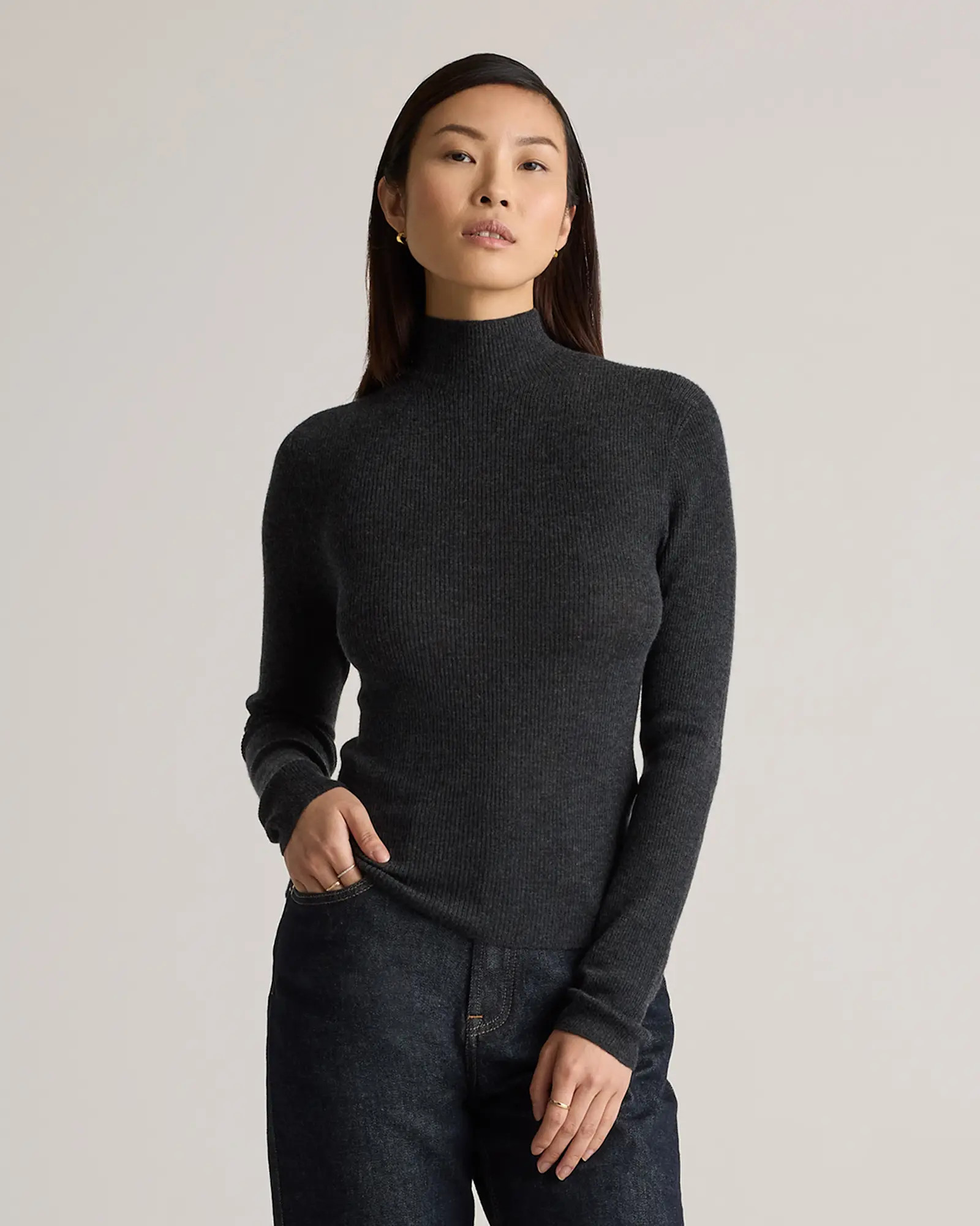 Featherweight Cashmere Ribbed Mockneck Sweater in Charcoal | Quince