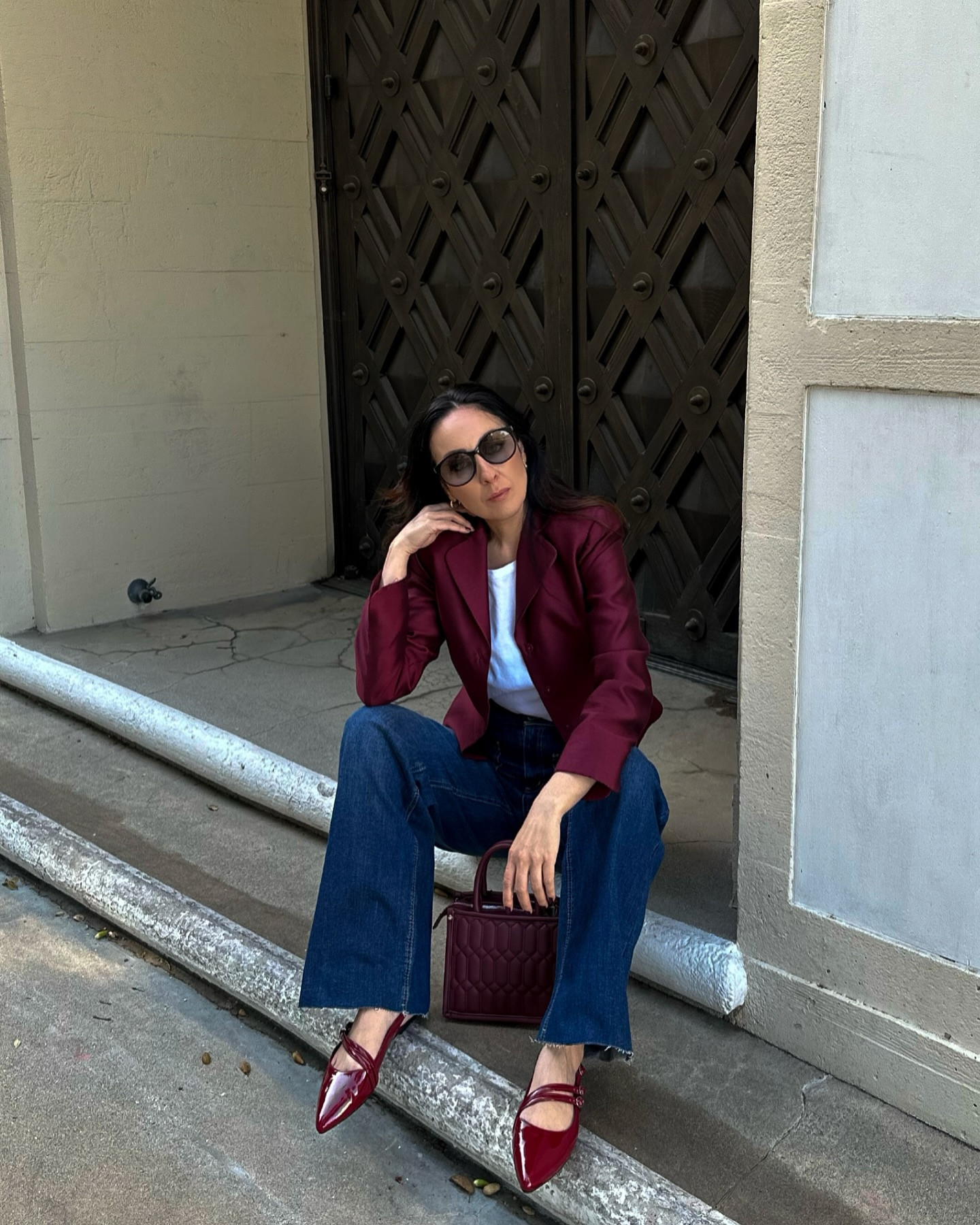 Bordeaux for fall. Wonderful. 

#bordeaux #burgundy #stylish #style #styling #styleblogger #fashion #fallfashion #fall #fallstyle