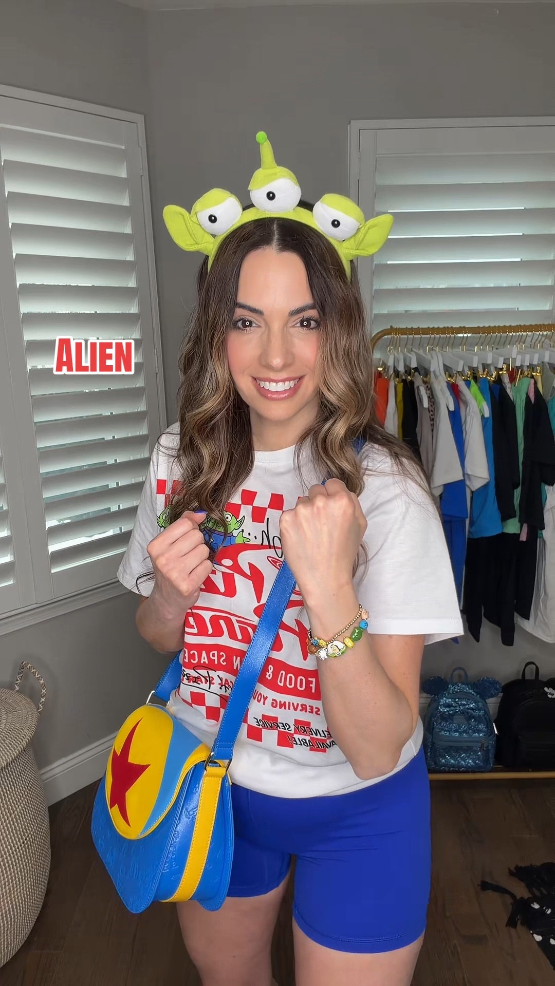 WHICH DISNEY CHARACTER DO YOU LIKE BEST?