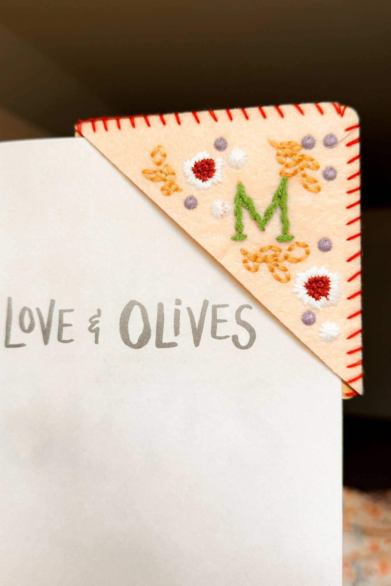 cutest bookmark ever!🤍✨ #bookmark #books #booklover

#LTKFindsUnder50 #LTKFindsUnder100 #LTKGiftGuide