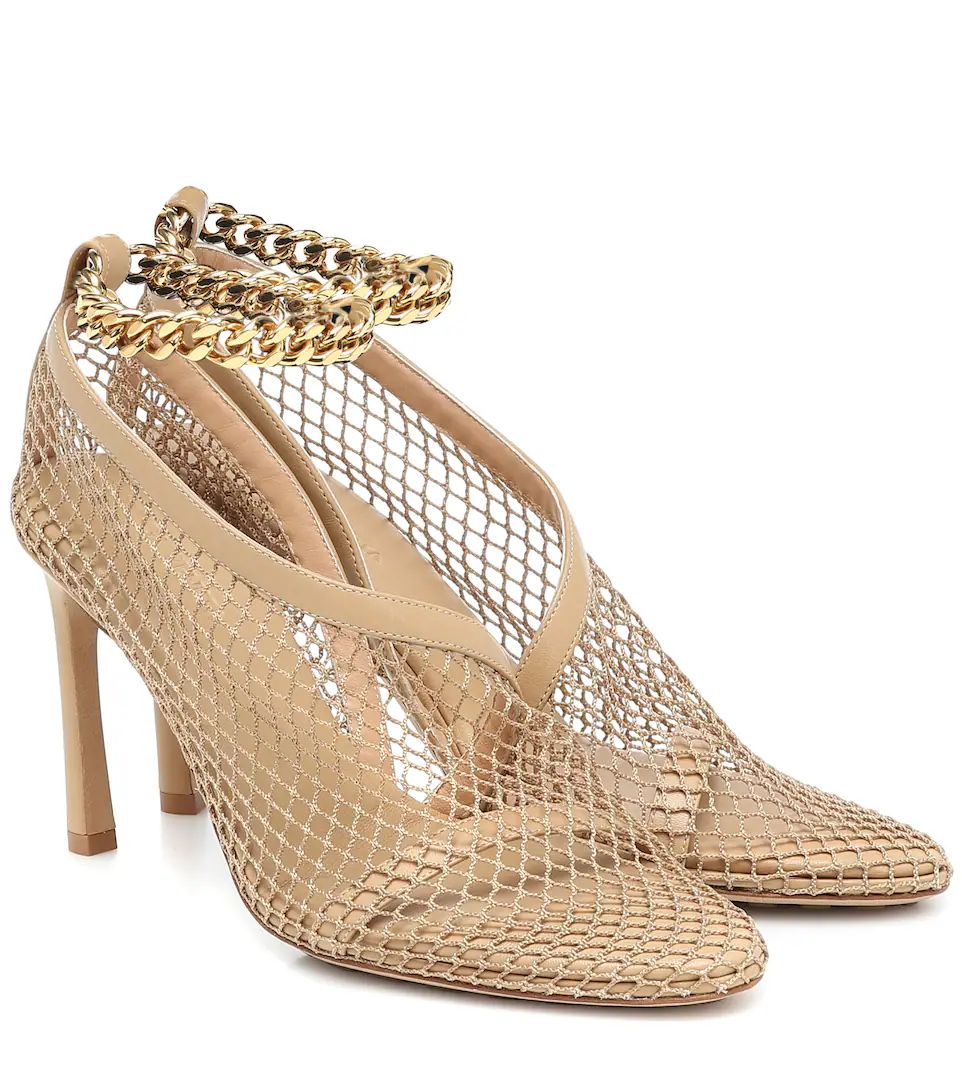 Chain-trimmed mesh pumps | Mytheresa (DACH)