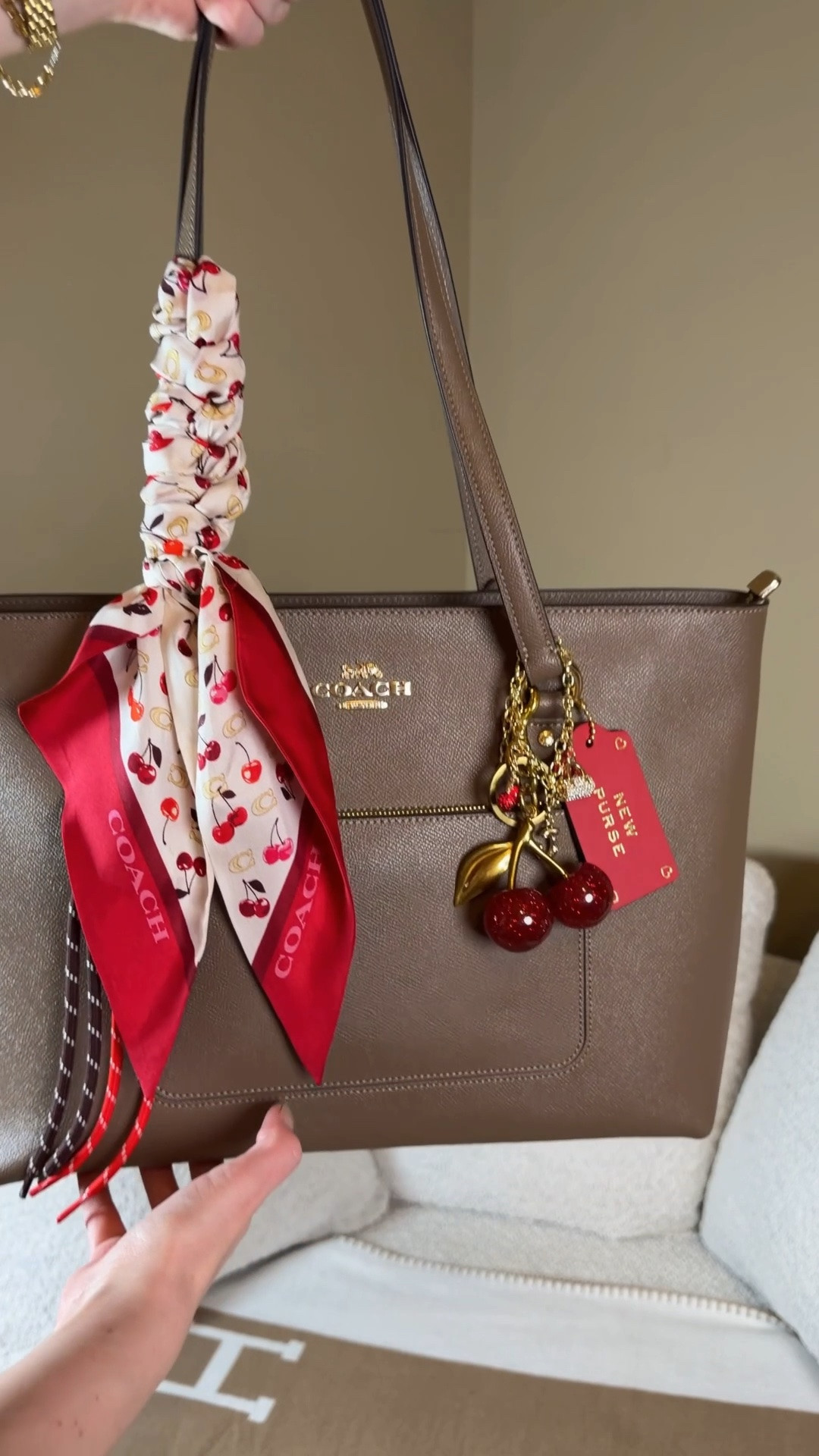 What fits in the Coach outlet Station tote 👜

If you live totes but want one with a zipper, the Coach station tote is the perfect option! It’s about the same size as a Neverfull or Coach outlet city tote but it has a zipper so your stuff feels more secure in it. It also has a really convenient front pocket where you can put small stuff you need to access more often like your wallet, keys or lip gloss so you don’t have to dig around the big part of your tote. I think all tote should have this feature!

This tote is the perfect work bag!
It fits a laptop, small water bottler, any other extra beauty products or hygiene products you need like this salt and stone deodorant, youth to the people sunscreen (zero white cast and so moisturizing)! Tula spresso eye balm to brighten around your idea on busy days where you’re tired, the chest French hair pin with your initial and so much more! She’s basically a marry poppins bag 

This tote would also be a great mother’s day gift for moms on the go!

#LTKootd #LTKMothersDay #LTKdayinmylife