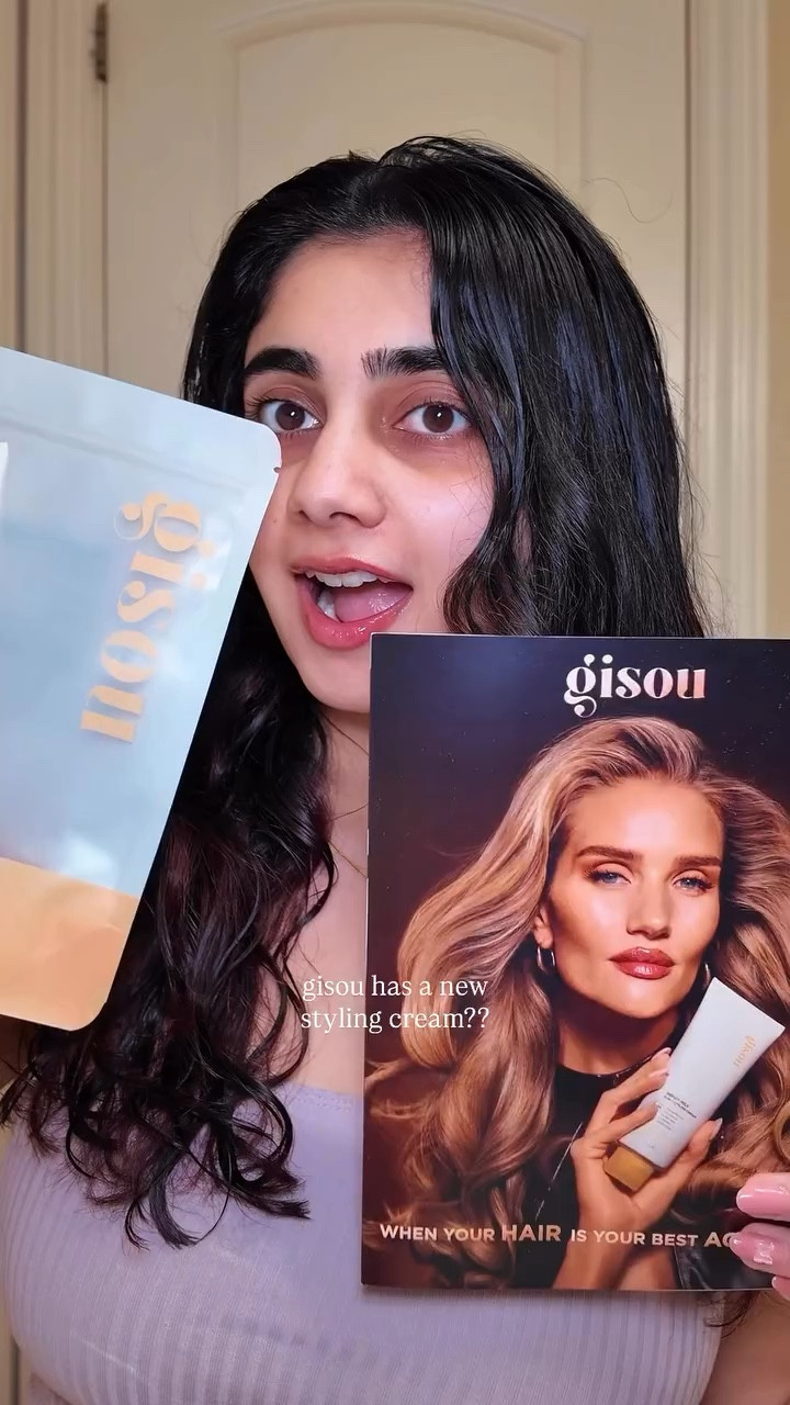 trying gisou’s new styling cream🍯

@gisou 
#stylingcream #hairtok #hairstyle #blowoututorial #dysonblowout #ugccreator #nycinfluencer #browngirlmakeup #hairtips #gisouhairproducts #gisou #gisouhairoil #gisoustylingcream #newproduct #newrelease #gisounew #newviralproduct #viralproducts