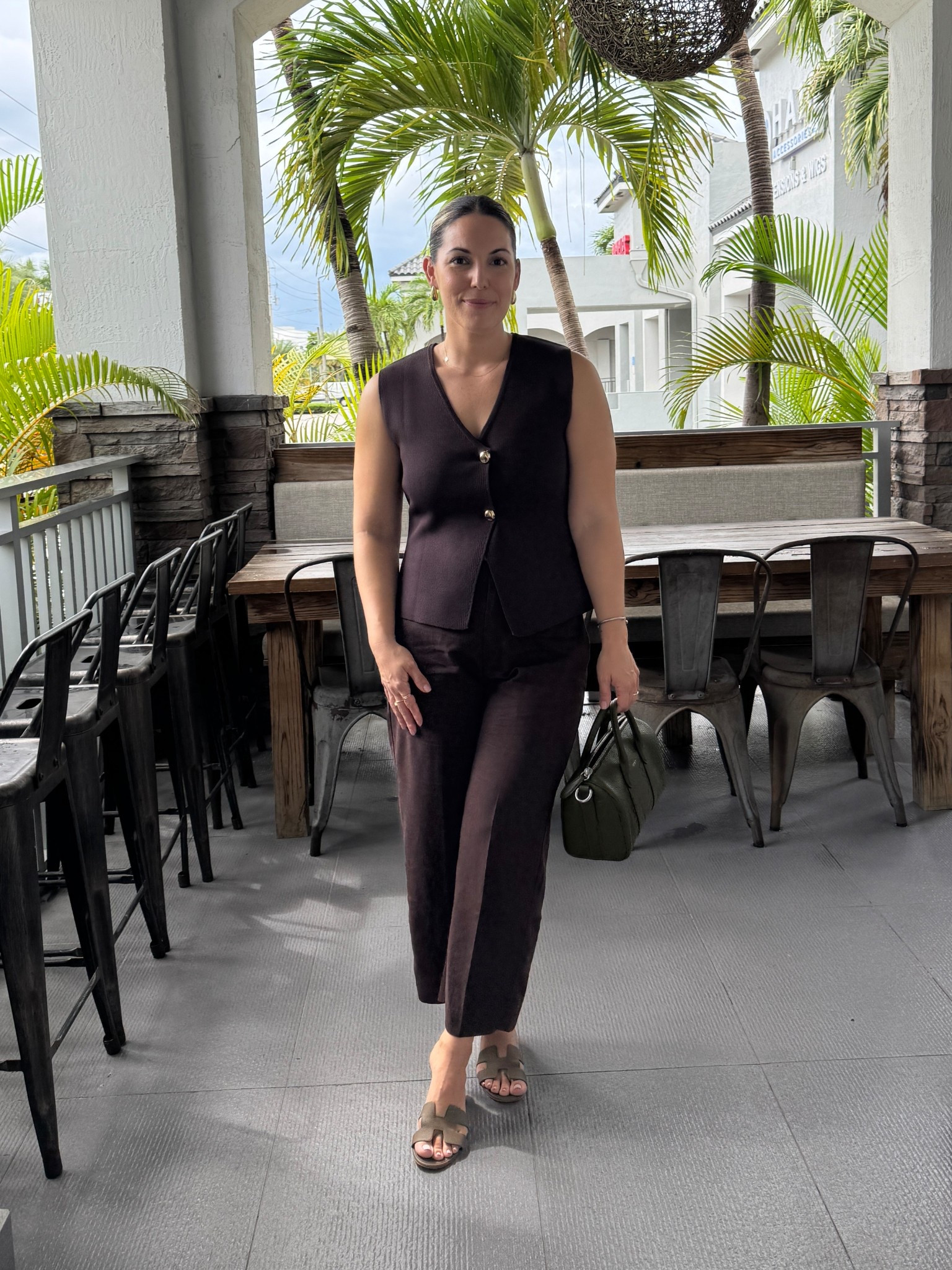 Brown & Olive 😍

#LTKSeasonal #LTKStyleTip #LTKFindsUnder50