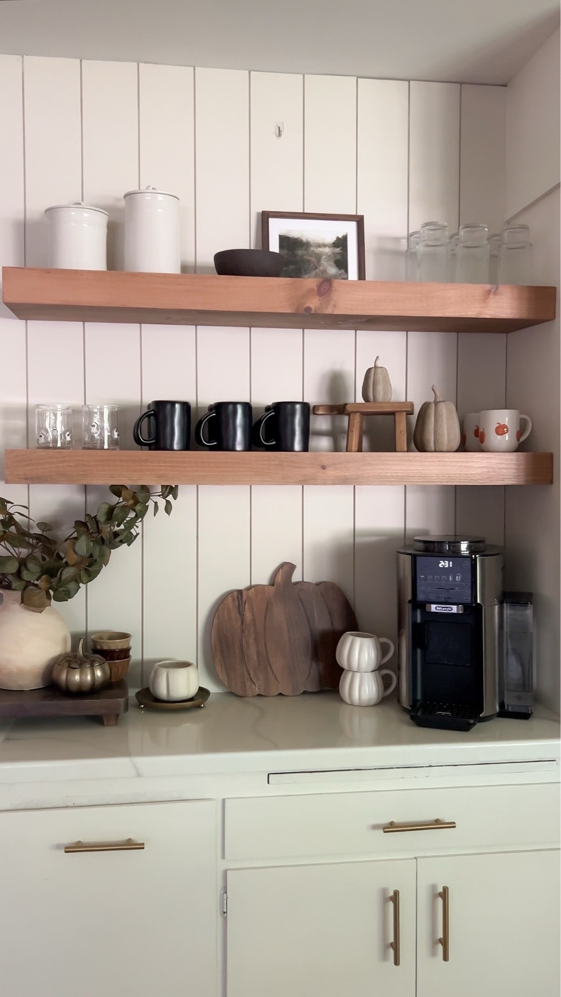 Fall coffee bar details ☕️

#LTKSeasonal #LTKHome