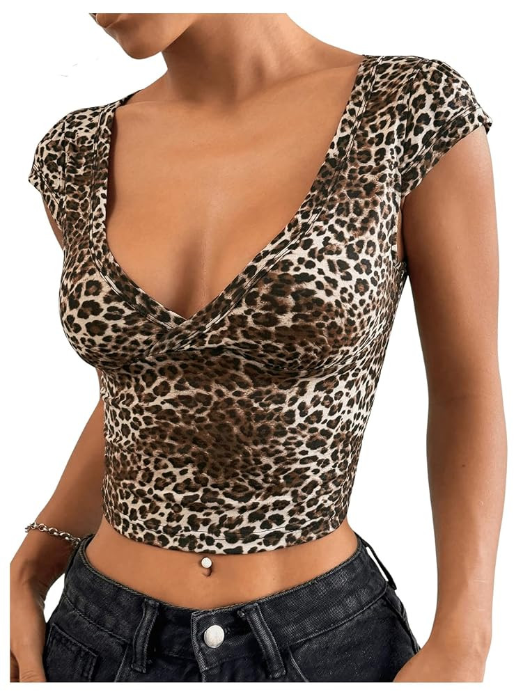 Floerns Women's Leopard Print Cap Sleeve T Shirts V Neck Y2k Crop Top Tee Shirts | Amazon (US)