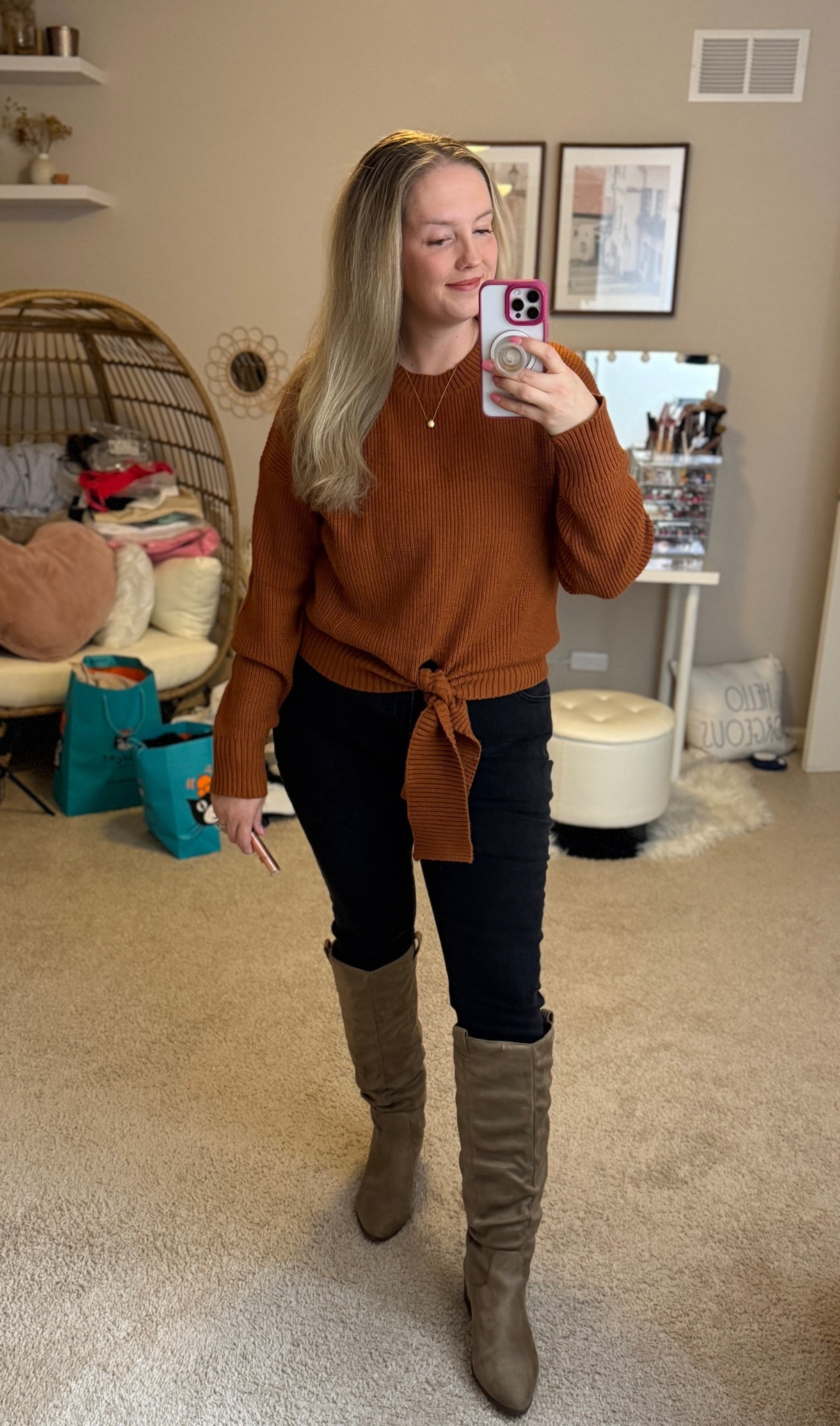 This sweater is SUPER soft and comfortable. Wore this on a family date night when we took my in laws out as a thank you for extended babysitting. It was a nice and comfortable but polished outfit for the night.

#LTKootd #LTKFindsUnder50 #LTKMidsize