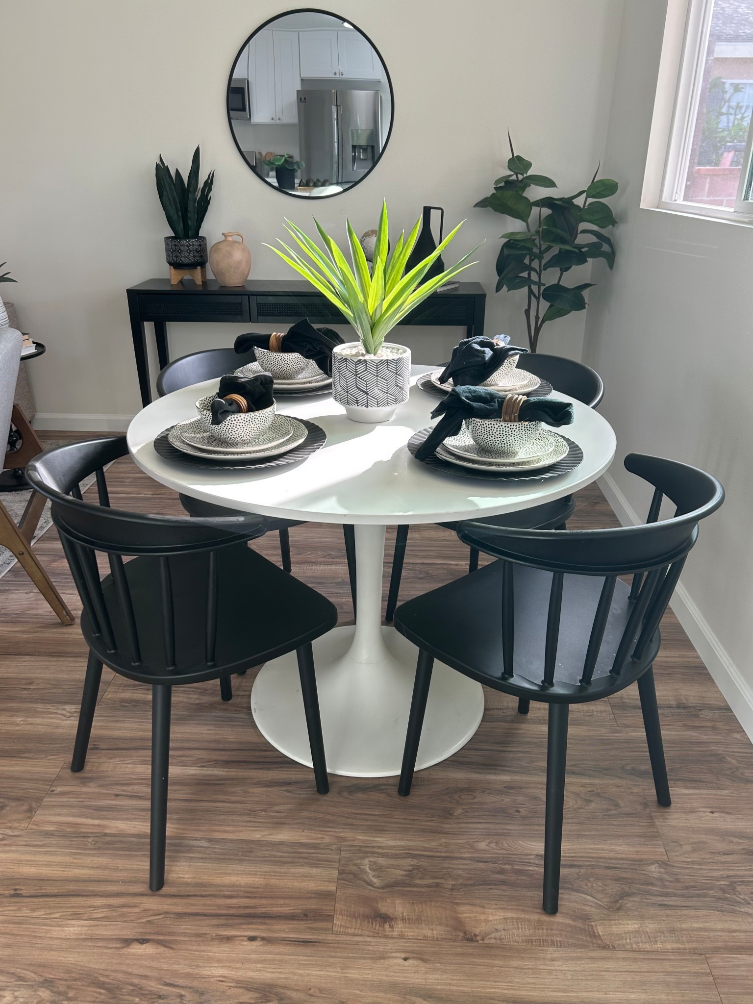 Time to set your table!  Here’s a few table setting items we can’t live without! 

Easter table, Easter table settings 

#LTKSeasonal #LTKHome