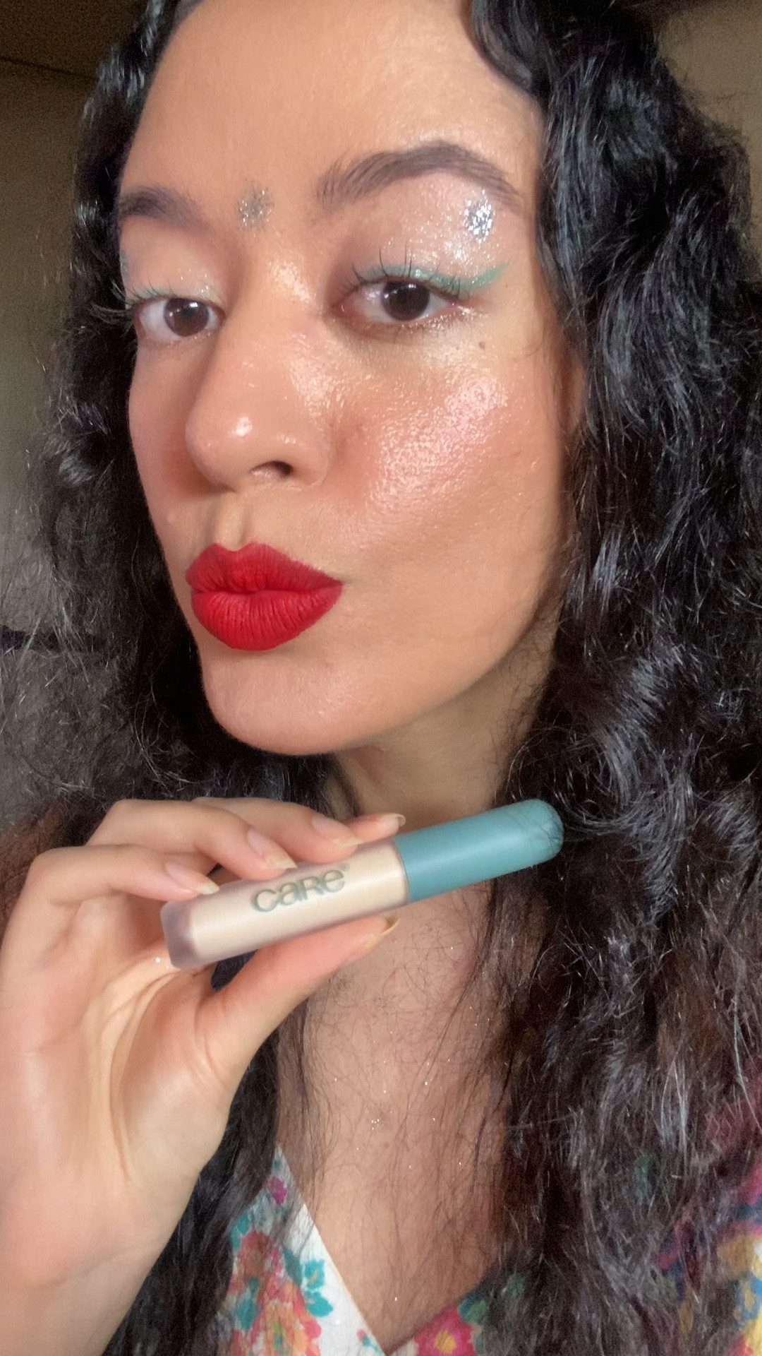 Corretivo fabuloso 100 % livre de toxinas, com longa duração, alta cobertura, tem ácido hialurônico na fórmula, pigmentos naturais e peptídeo bionymph (induz a produção de colágeno) #corretivo #maquiagem #carnaval #makecarnaval #carenaturalbeauty

#LTKbrasil #LTKbeauty #LTKparties