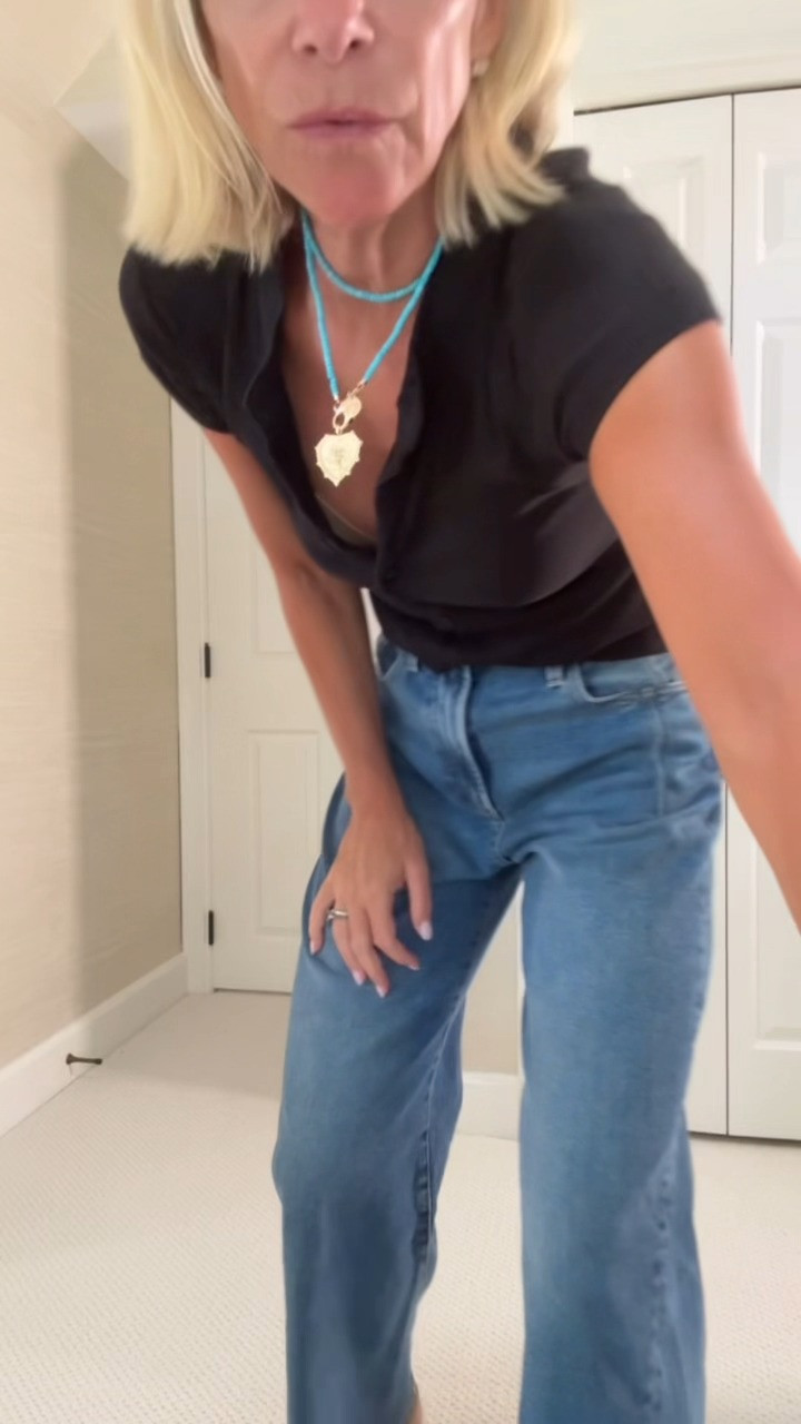 Easy early fall outfit when it’s still way too warm for sweaters. I’m wearing barrel jeans with a simple tee and adding a bright bag for a little color. Such an easy transitional fall look for everyday wear.

#LTKdayinmylife #LTKgrwm #LTKootd