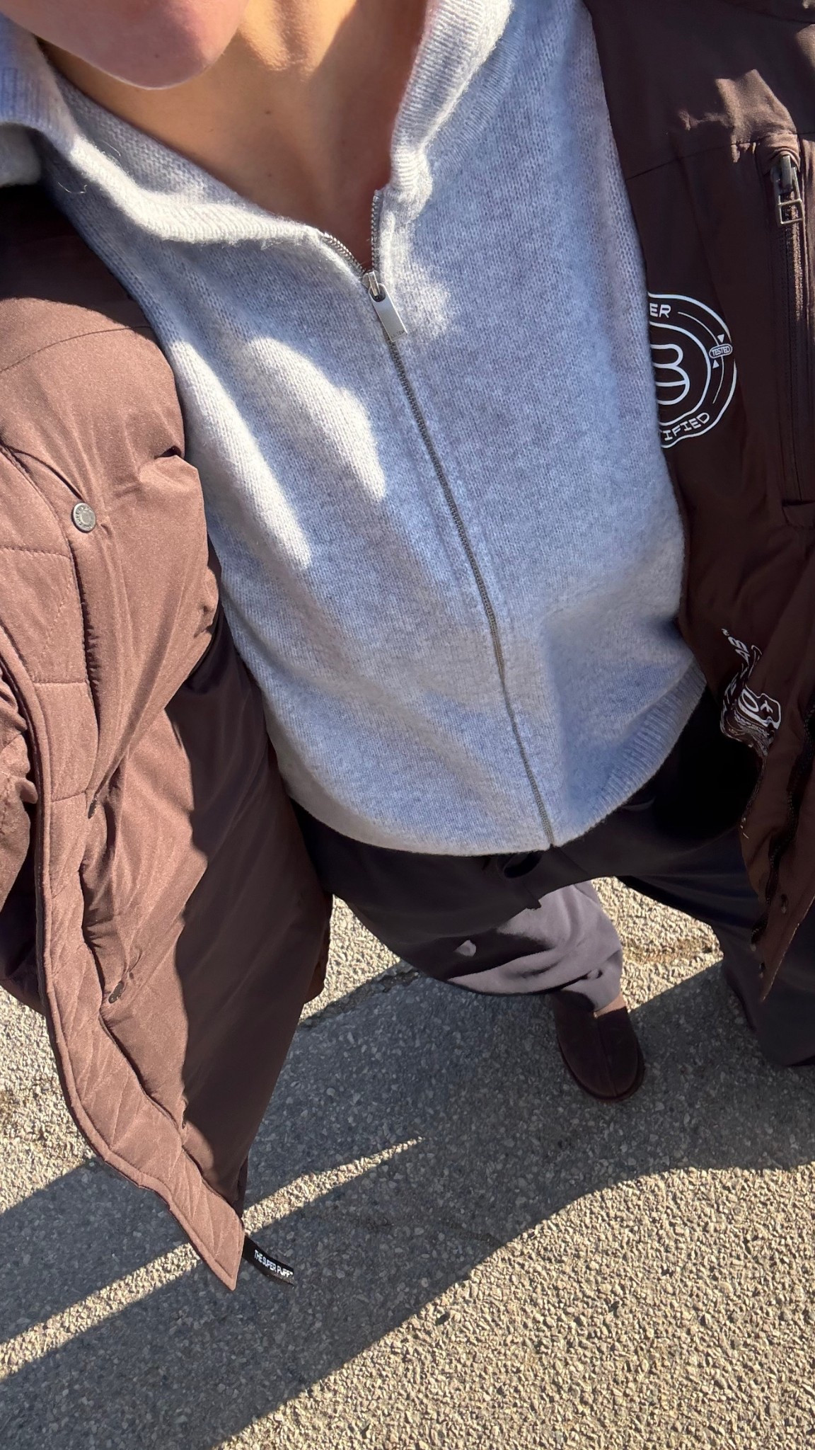 Love how cozy and warm I feel in this outfit! Wearing medium lodge pants and medium in super puff and hoodie! 