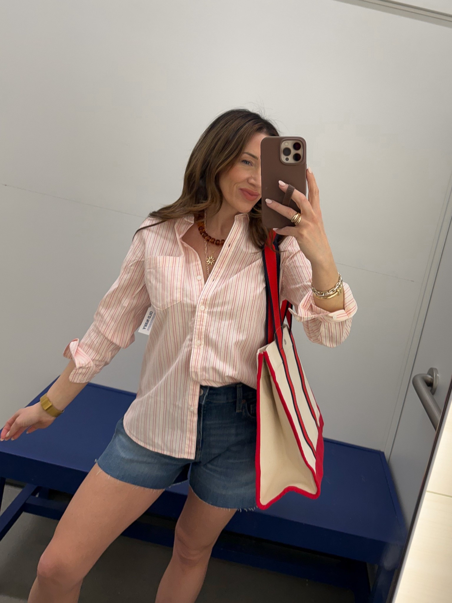 Old Navy is 50% off for cardholders!wearing size 2 in shorts. Small in top
Old navy style


#LTKSaleAlert #LTKSeasonal #LTKPetite