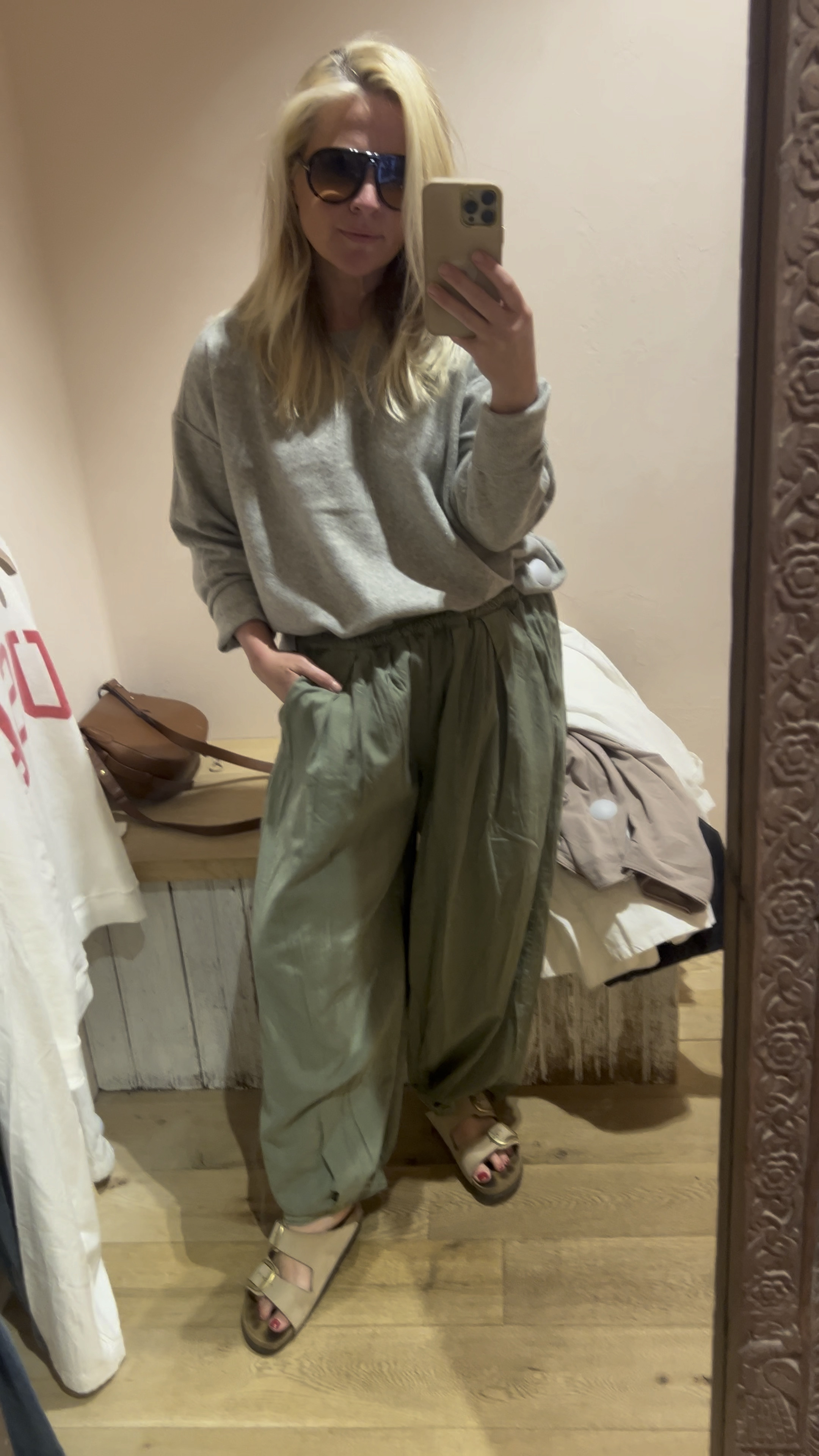 Free People 
Fall outfit, casual outfit, back to school 

🥂Remember, always wear what makes you feel confident and comfortable while still being yourself.

Over 40 style, over 40 fashion, barrel pants, parachute pants, teacher outfit, over 50