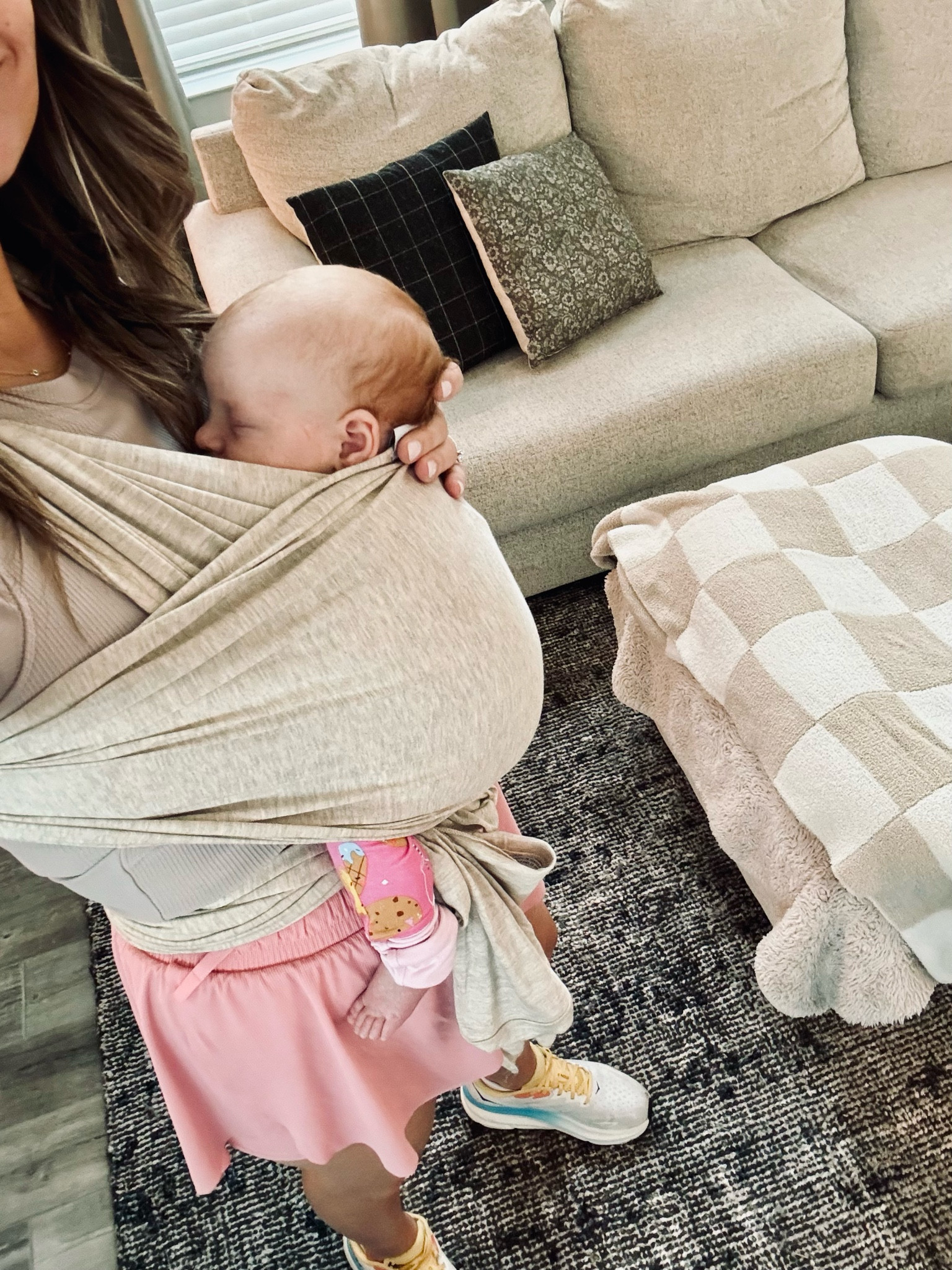 baby wearing… highly recommend 🥰🩷