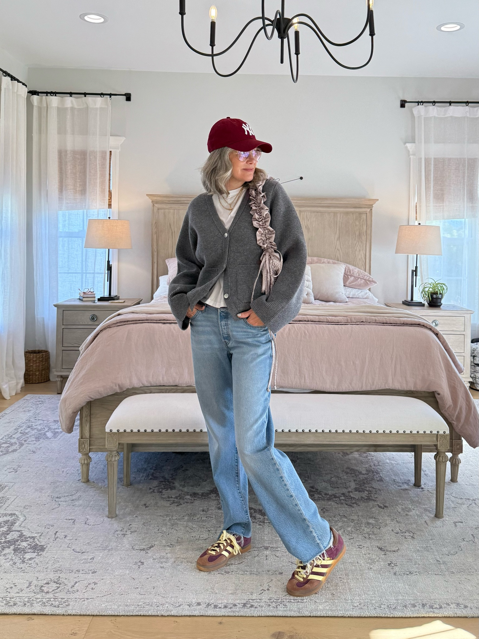 The Perfect Cardigan

#LTKStyleTip #LTKGiftGuide #LTKFindsUnder100