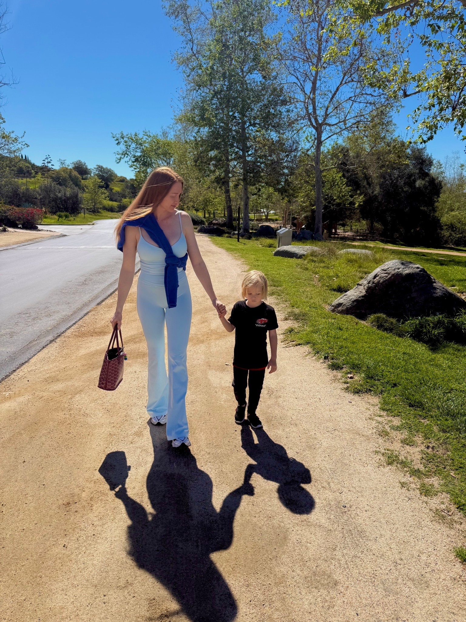 Obsessed with this powder blue set from CSB 🩵 

Wearing size medium 

#csb #activewear #loungewear #flarepants #yogapant #casualoutfit 

#LTKmorningroutine #LTKdayinmylife #LTKootd