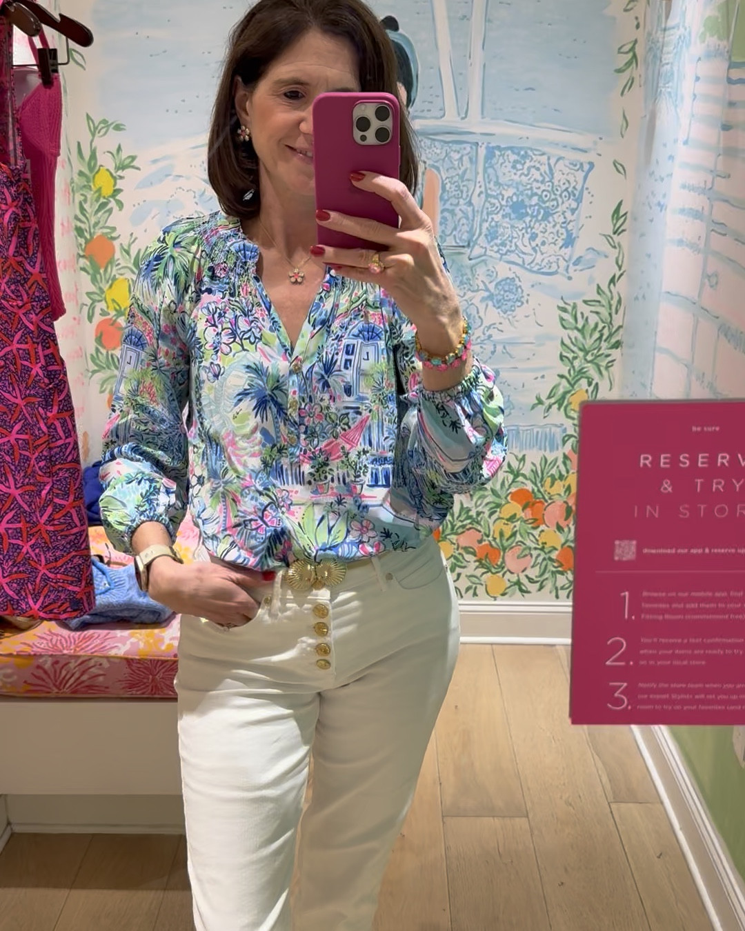 Blouse 

Limited edition Lilly’s House Anniversary blouse! These are selling out fast! Get yours today! 

Wearing a size XS
Capris are a size 4
Jewelry - the sparkled shell

#LTKWorkwear #LTKSeasonal #LTKStyleTip #LTKSaleAlert #LTKShoeCrush #LTKItBag 

blouse, Elsa, Lilly Pulitzer, jeans, workwear, casual outfit, white sneakers, the sparkled shell, Lilly’s house 


#LTKOver40 #LTKBeauty #LTKStyleTip