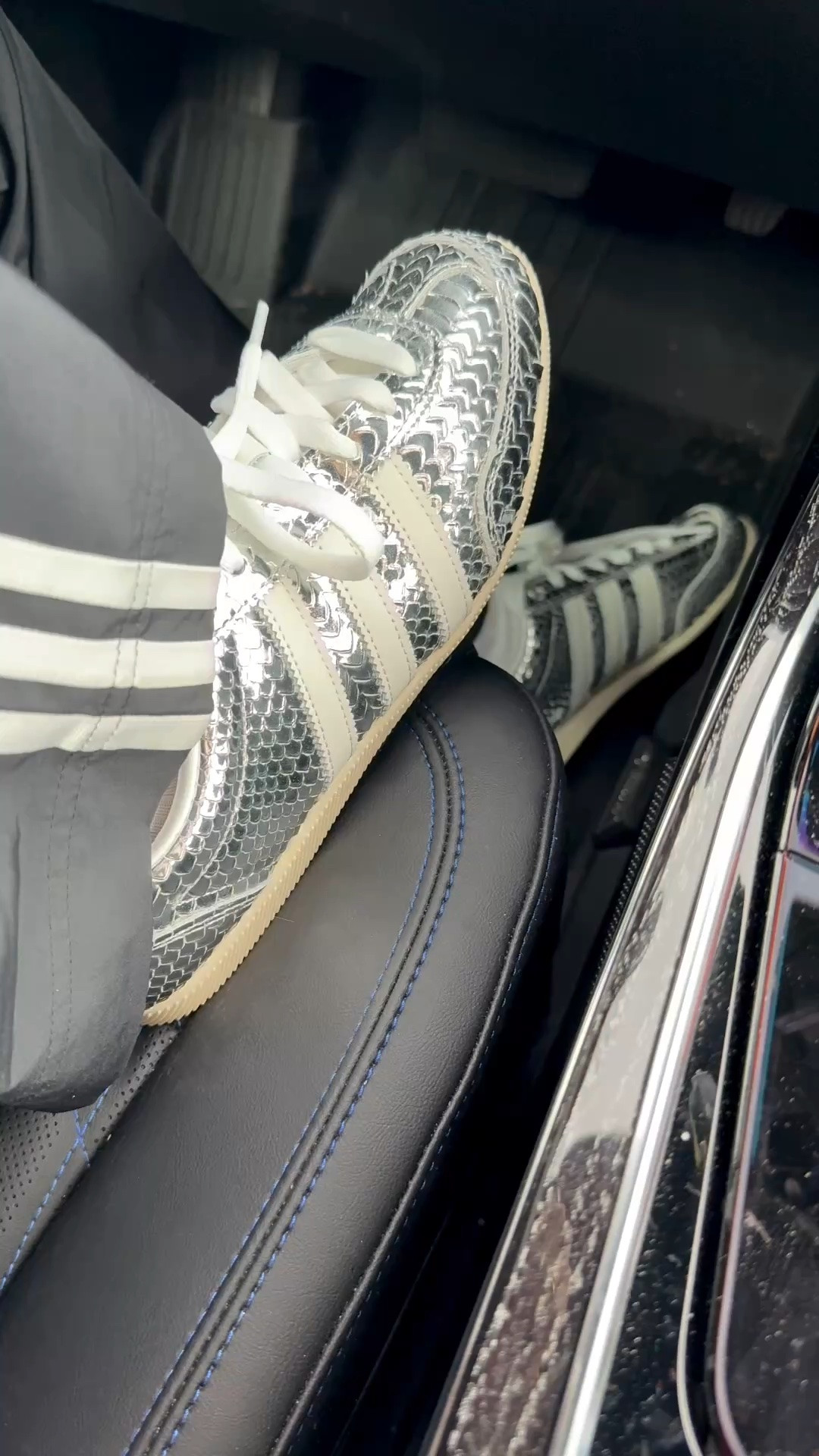 My addiction to adidas knows no bounds. 

My latest obsessed — these snake skin Japanese sneakers! 🔥