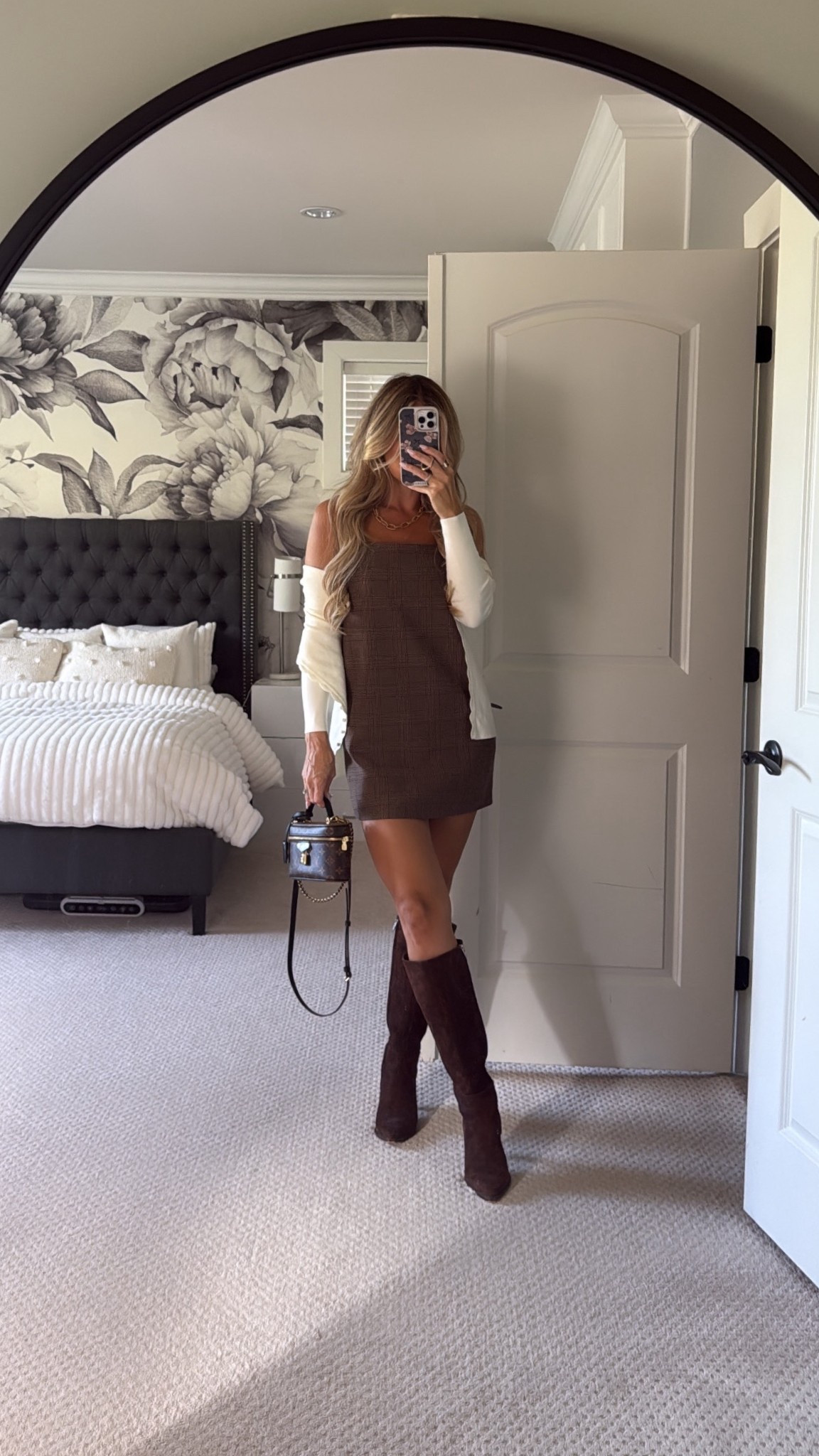 Thanksgiving outfit 🫶🏼🍂

#LTKFindsUnder100 #LTKSeasonal #LTKStyleTip