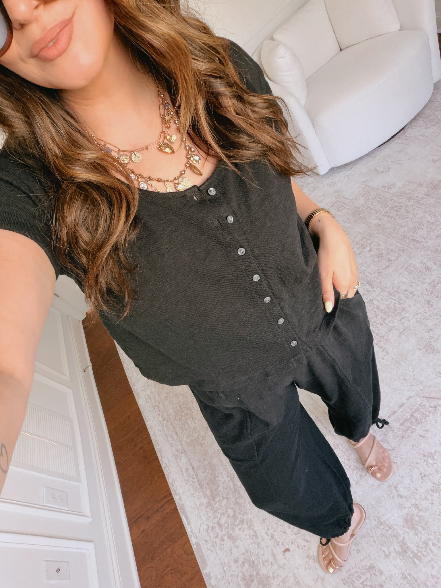large top, XL bottom

#LTKSeasonal #LTKMidsize